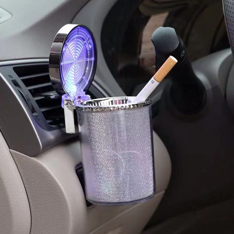 LEDライト付きカー灰皿 シガレットシガー灰皿 コンテナ灰皿 ガスボトル スモークカップホルダー 収納カップ 車用品|カー灰皿|  | 銀