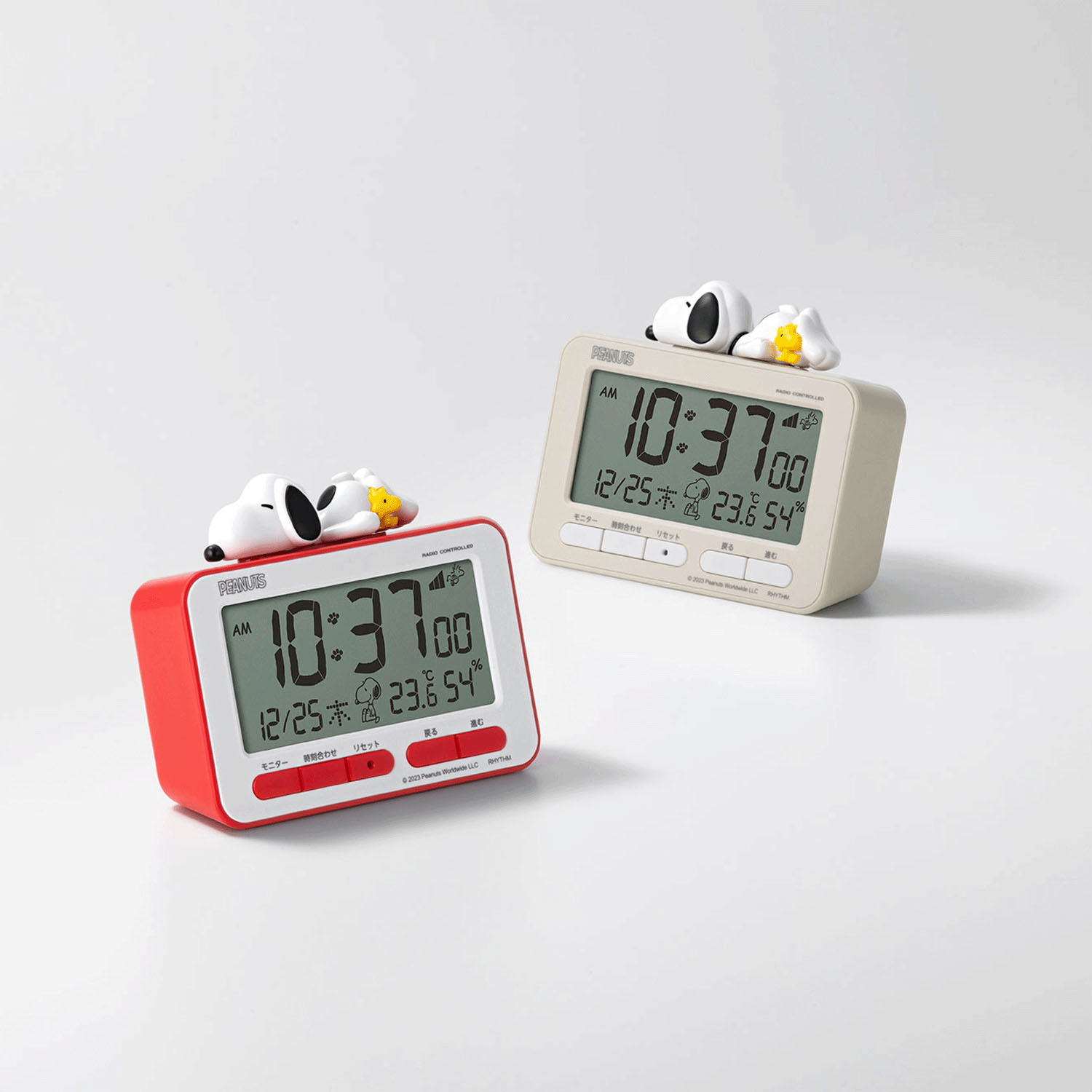 スヌーピーフィギュア付き アラームデジタル時計