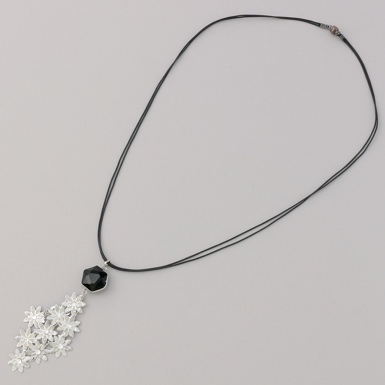 キラキラお花ネックレス