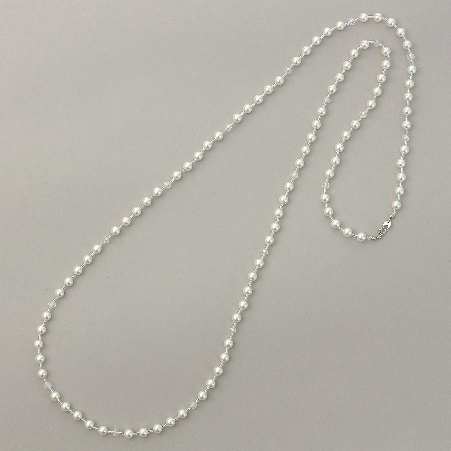 パールビーズロングネックレス