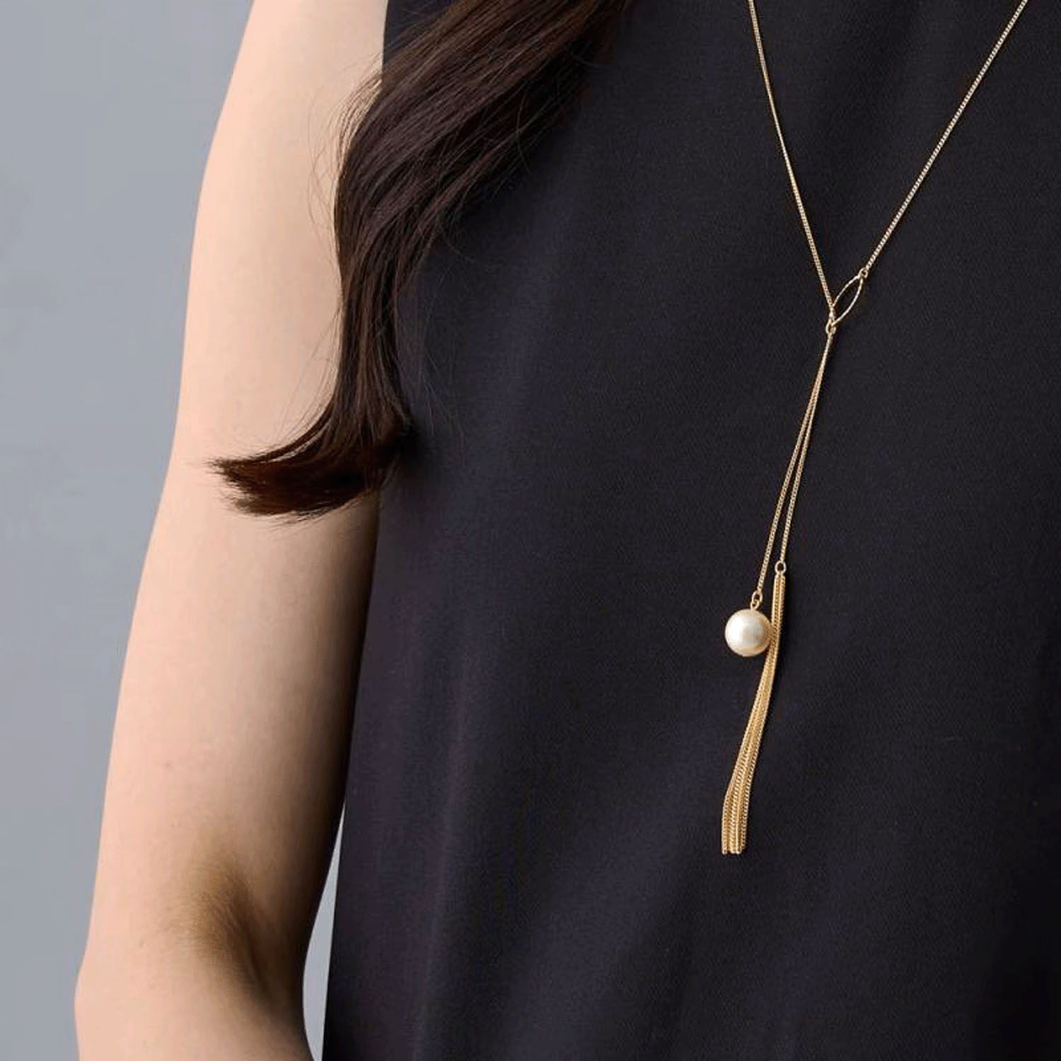 日本製 タッセルパールロングネックレス