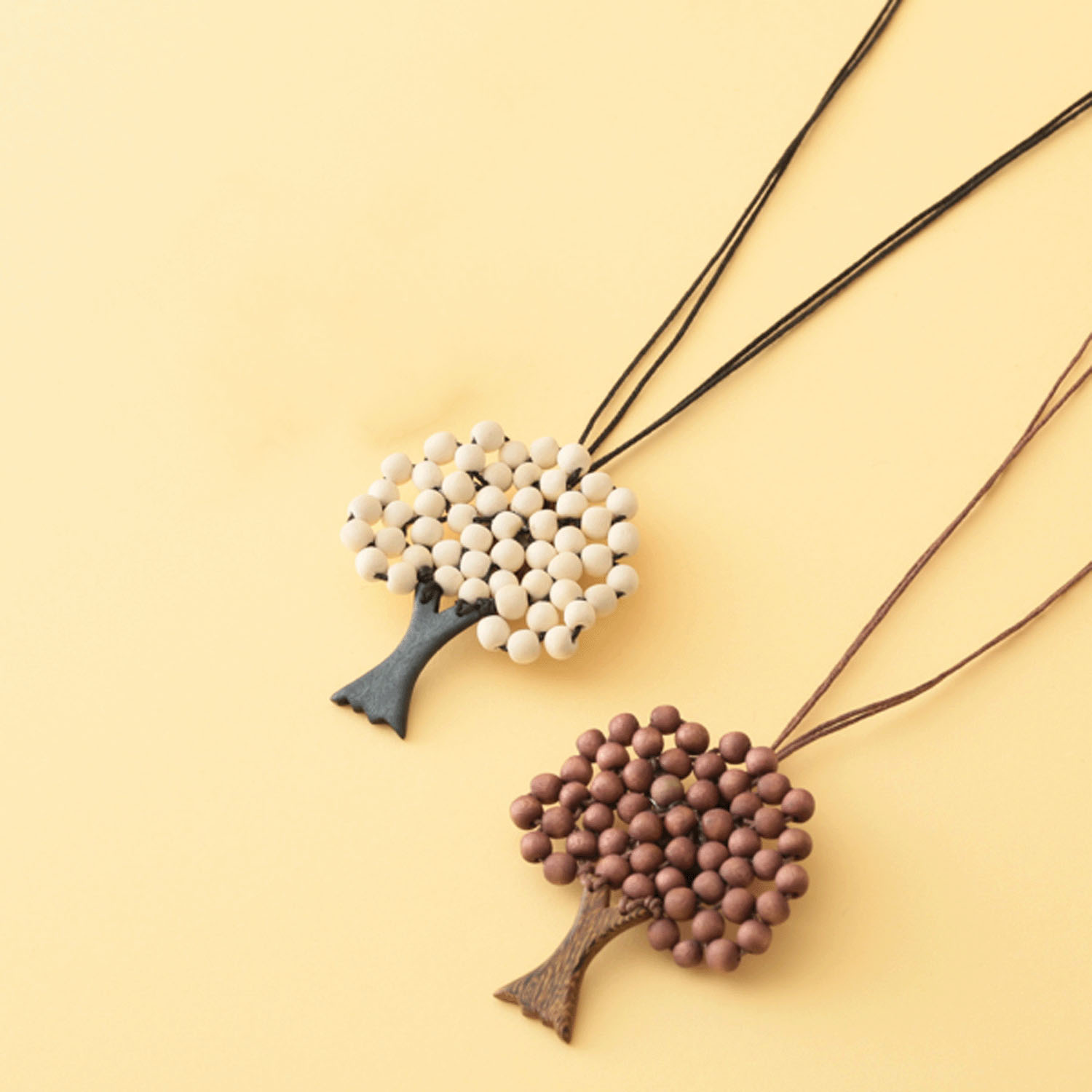 ツリーネックレス