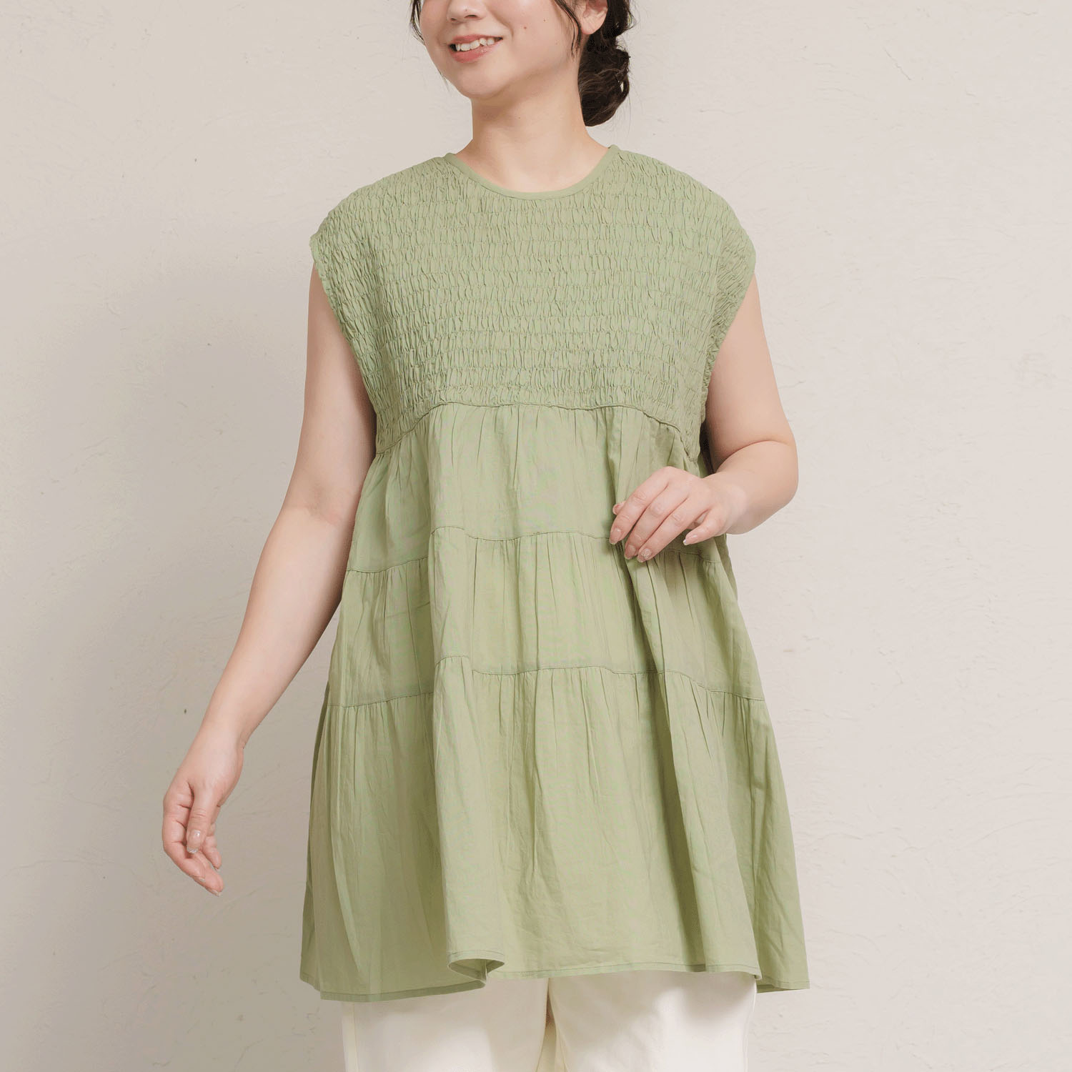 シャーリングティアードチュニック