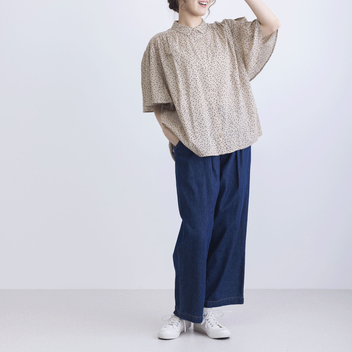 ドットプリントフレアースリーブ5分袖ブラウス - 画像7
