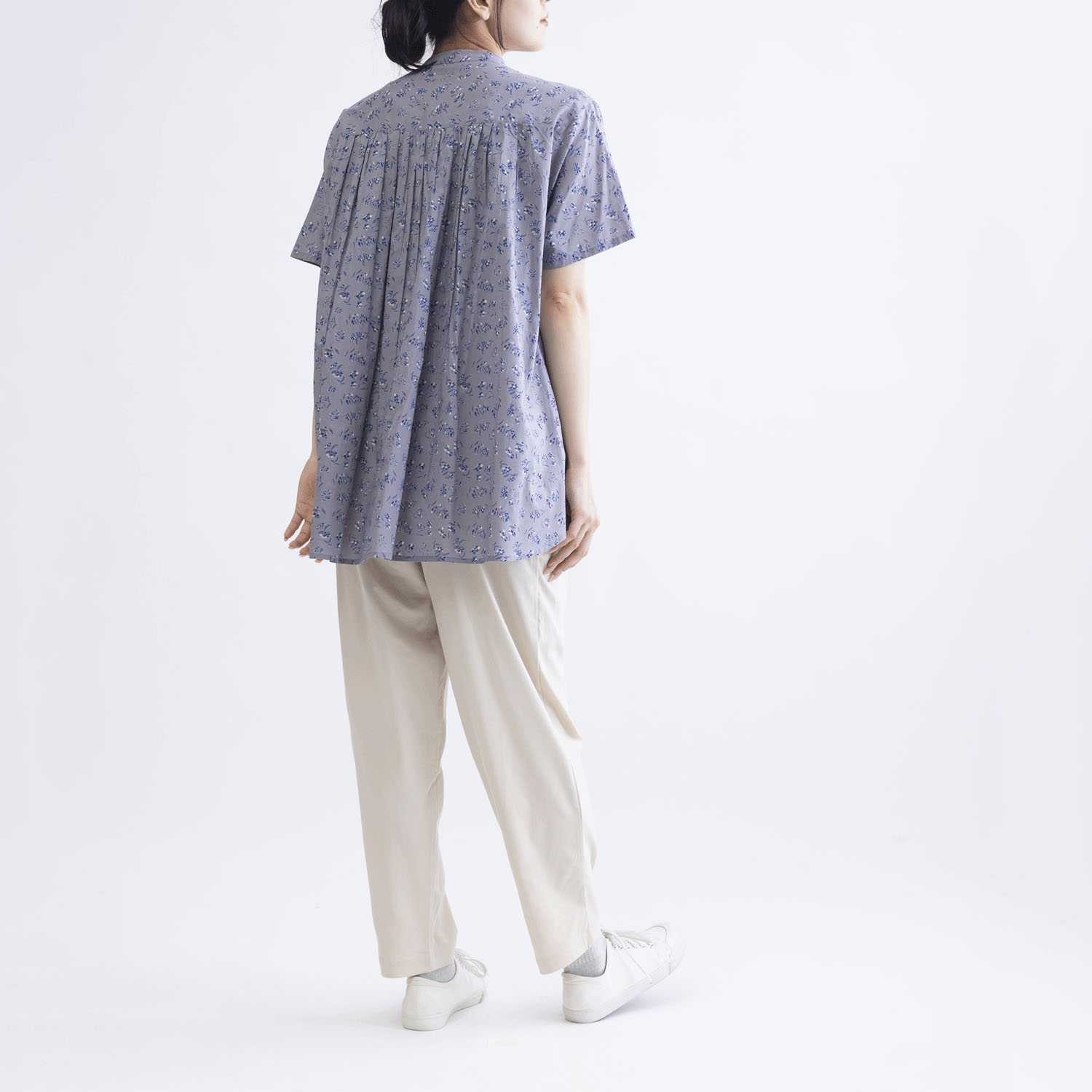 花柄フロントタック5分袖前開きブラウス - 画像4