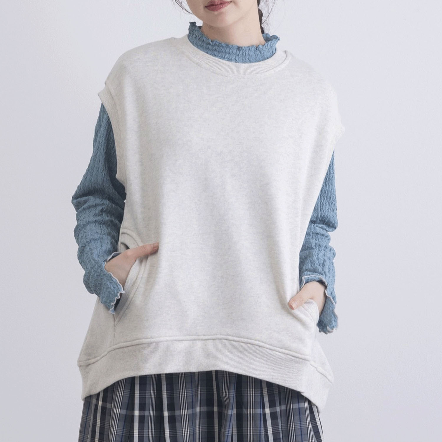 CVC裏毛ポケット付きベスト - 画像1