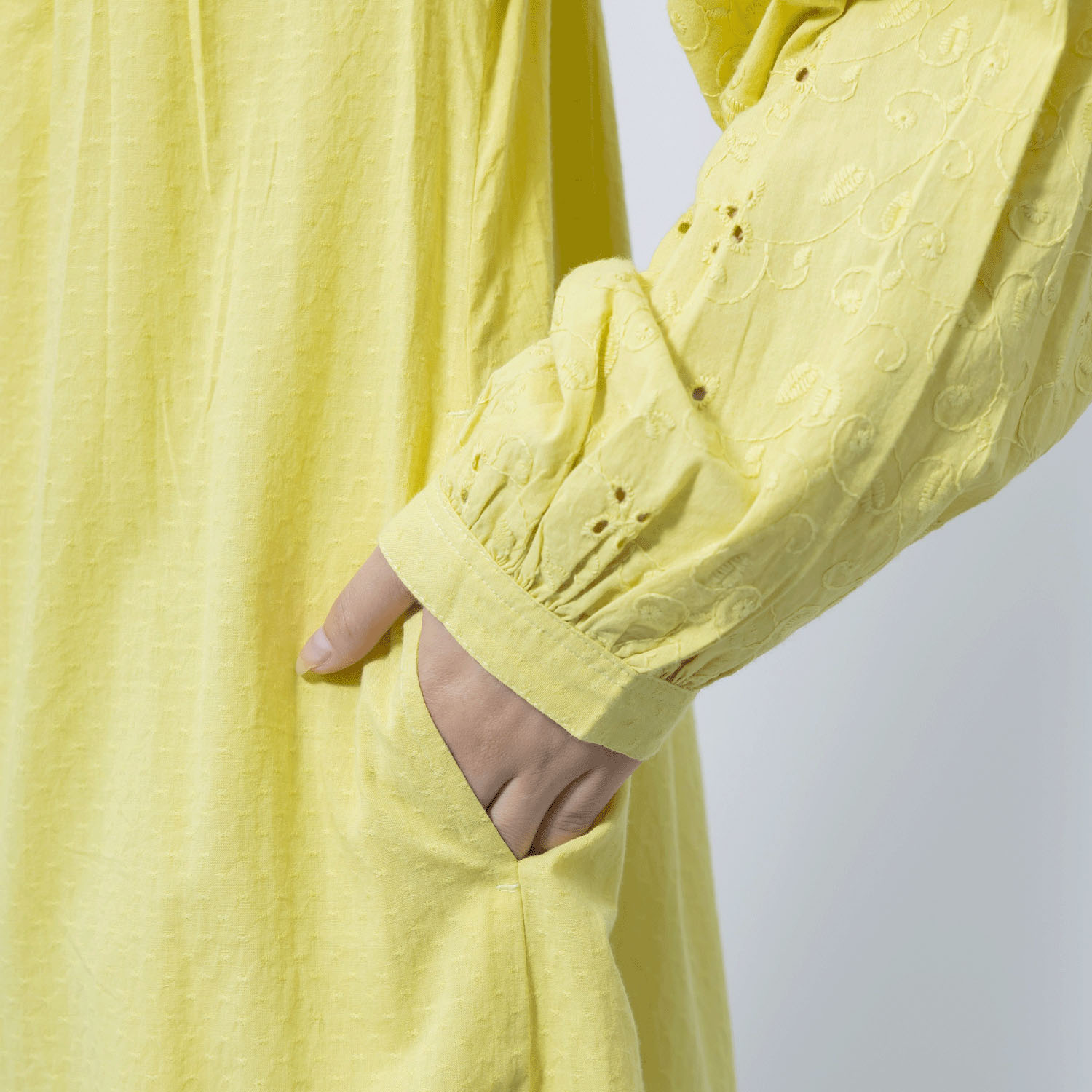 ヨーク＆袖刺繍ワンピース - 画像12