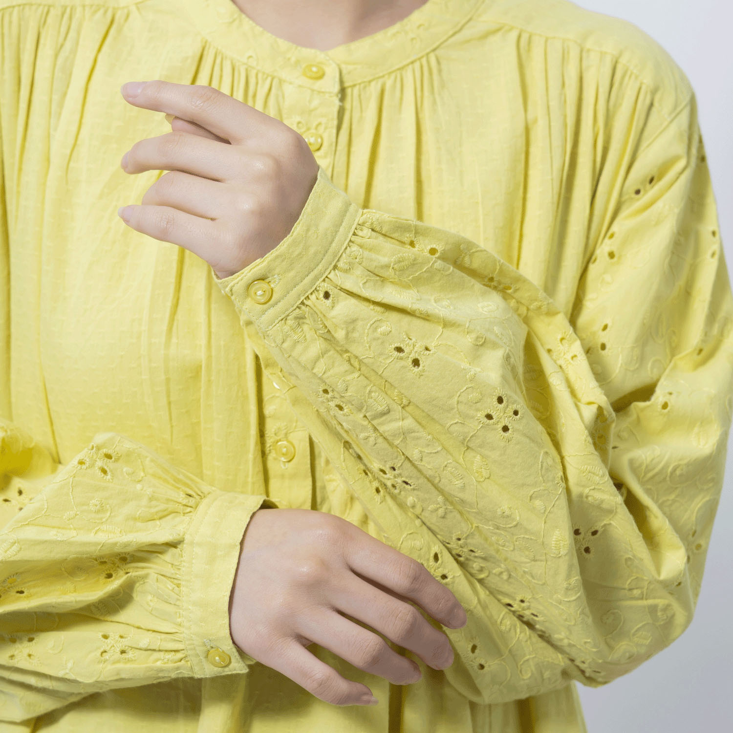 ヨーク＆袖刺繍ワンピース - 画像10