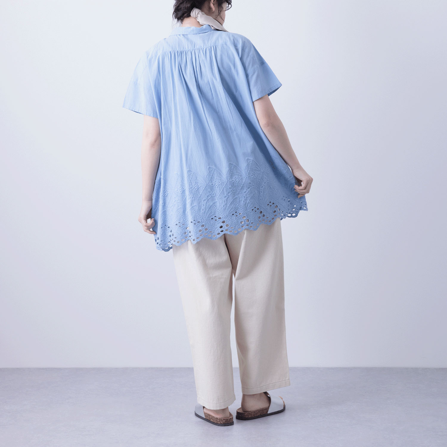 裾シフリーシャツカラーチュニックブラウス - 画像19