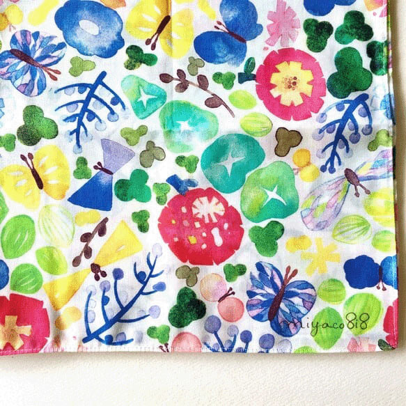 miyaco スカーフにもなる水彩画 ハンカチ 雨の日のおさんぽ - 画像3