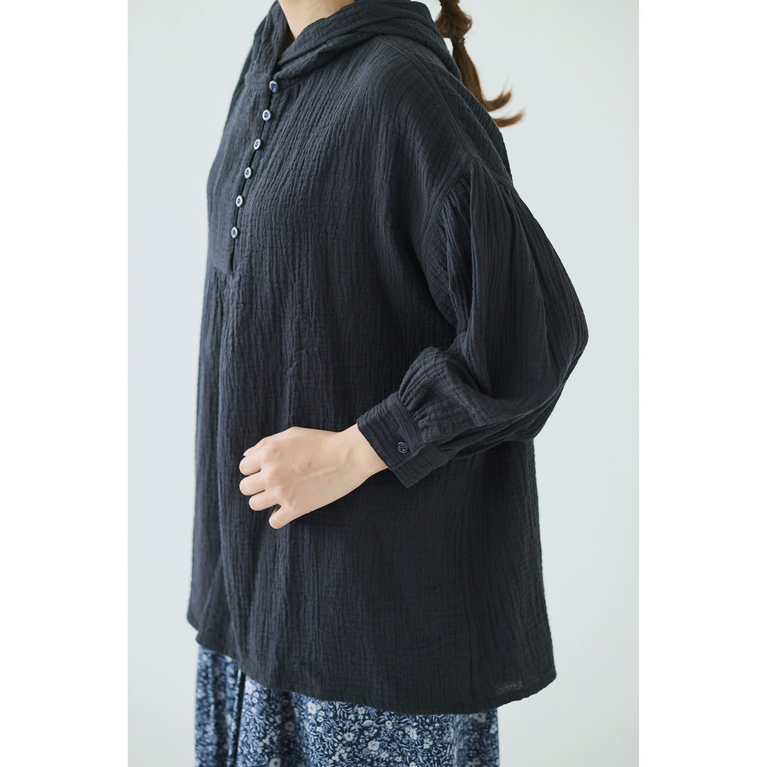 ノンノ コットン楊柳Wガーゼ半開フード付きチュニック - 画像9