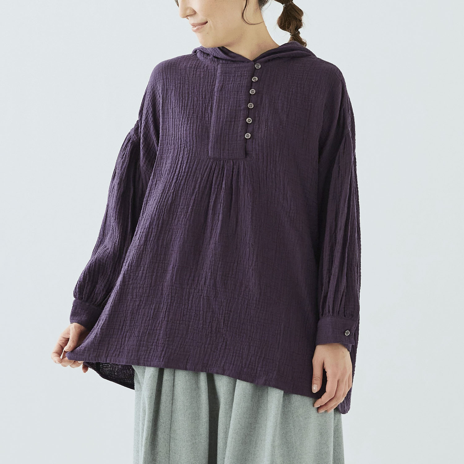 ノンノ コットン楊柳Wガーゼ半開フード付きチュニック - 画像1