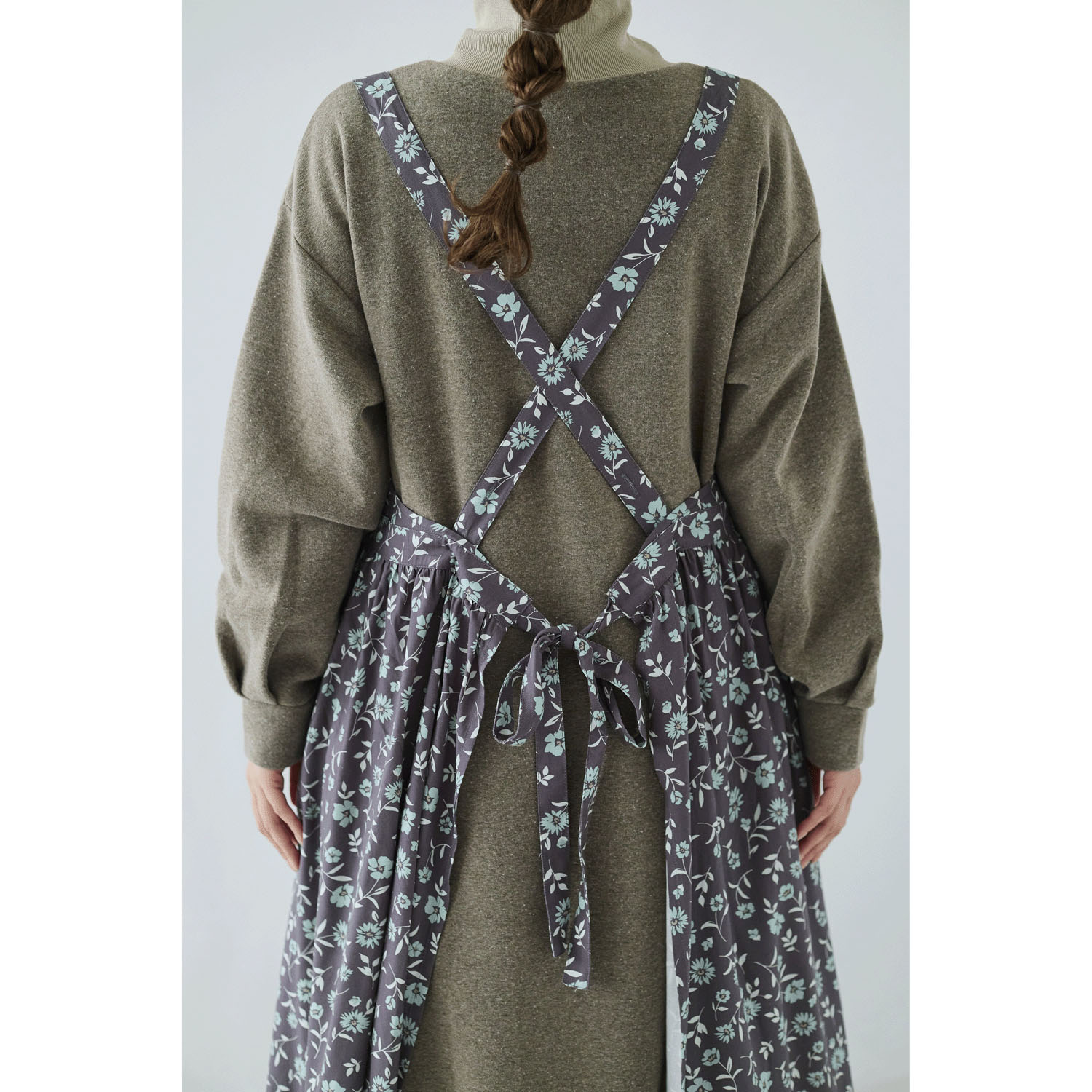 cloudnine ノンノ 花柄プリントワンピースエプロン - 画像6