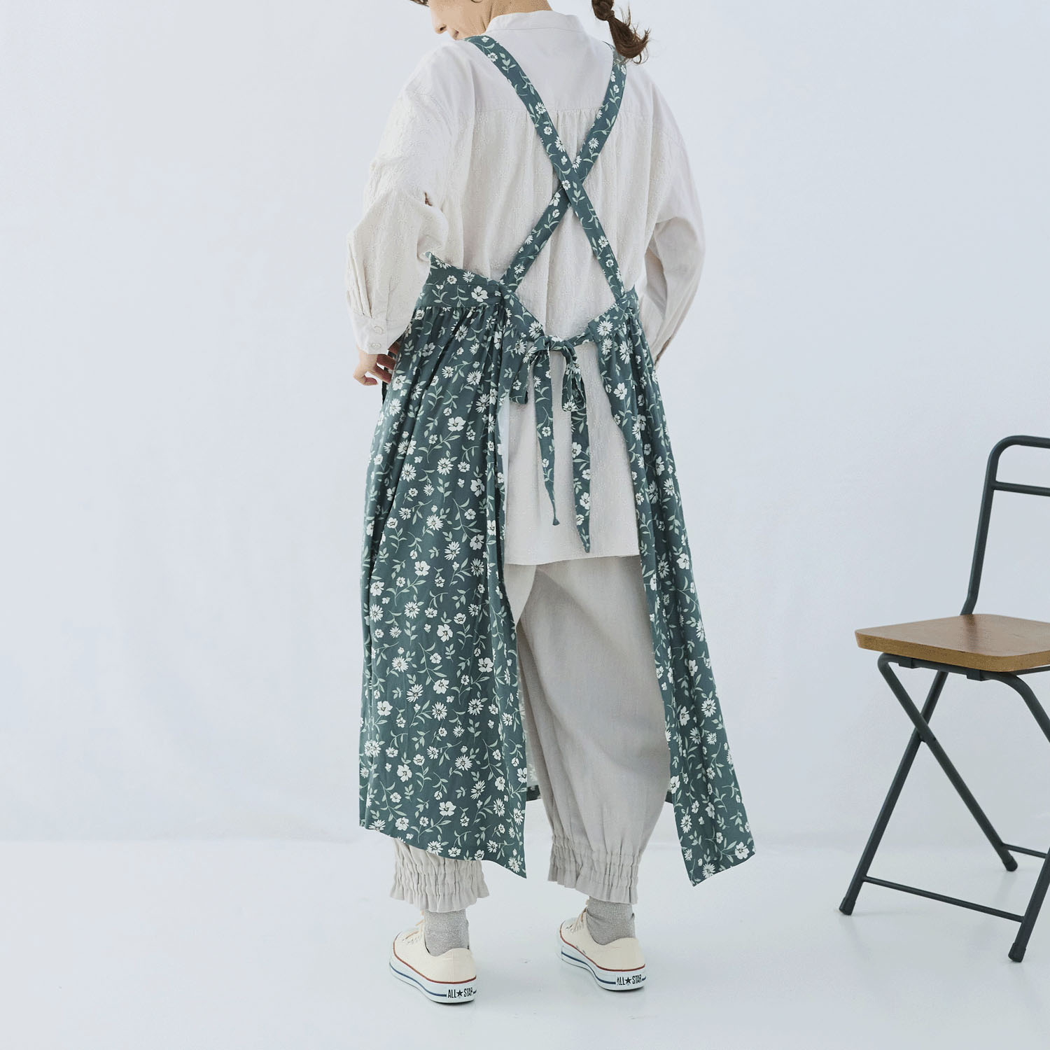 cloudnine ノンノ 花柄プリントワンピースエプロン - 画像8