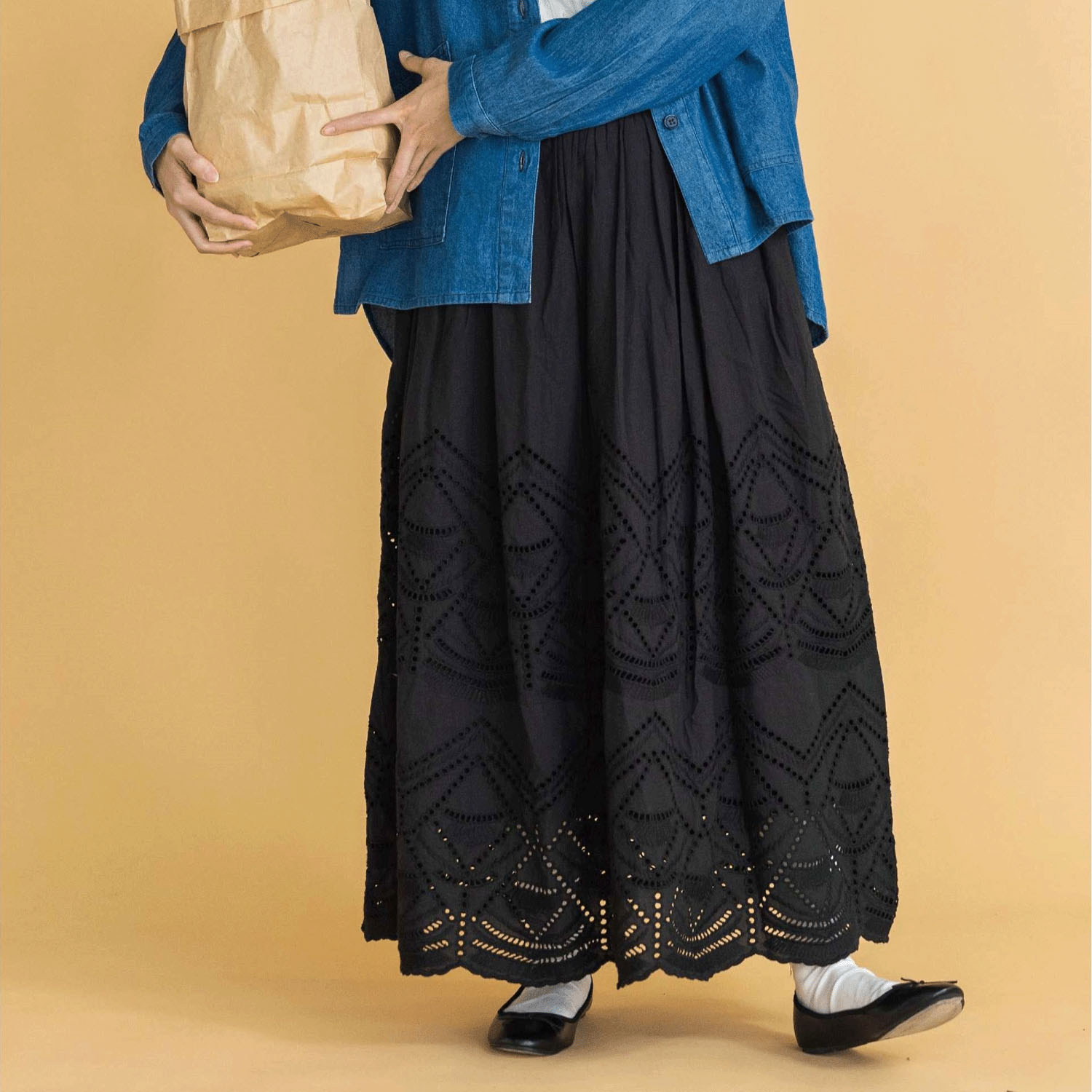 【Insta Live】【ETONET限定】オーブ スカラップ刺繍裏地付スカートロング丈 - 画像3