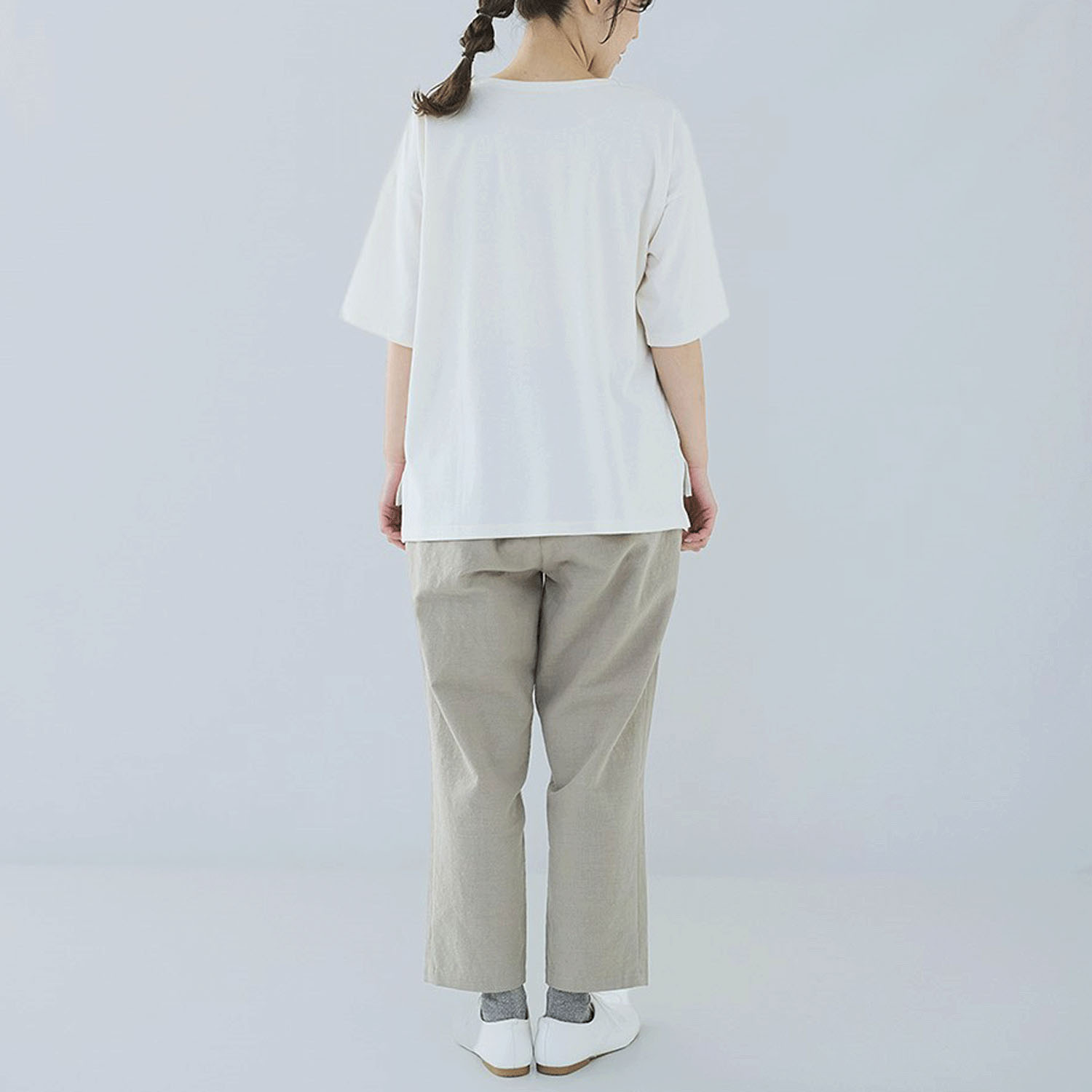 ノンノ カットソー コットン天竺無地＋花柄刺繍 - 画像6