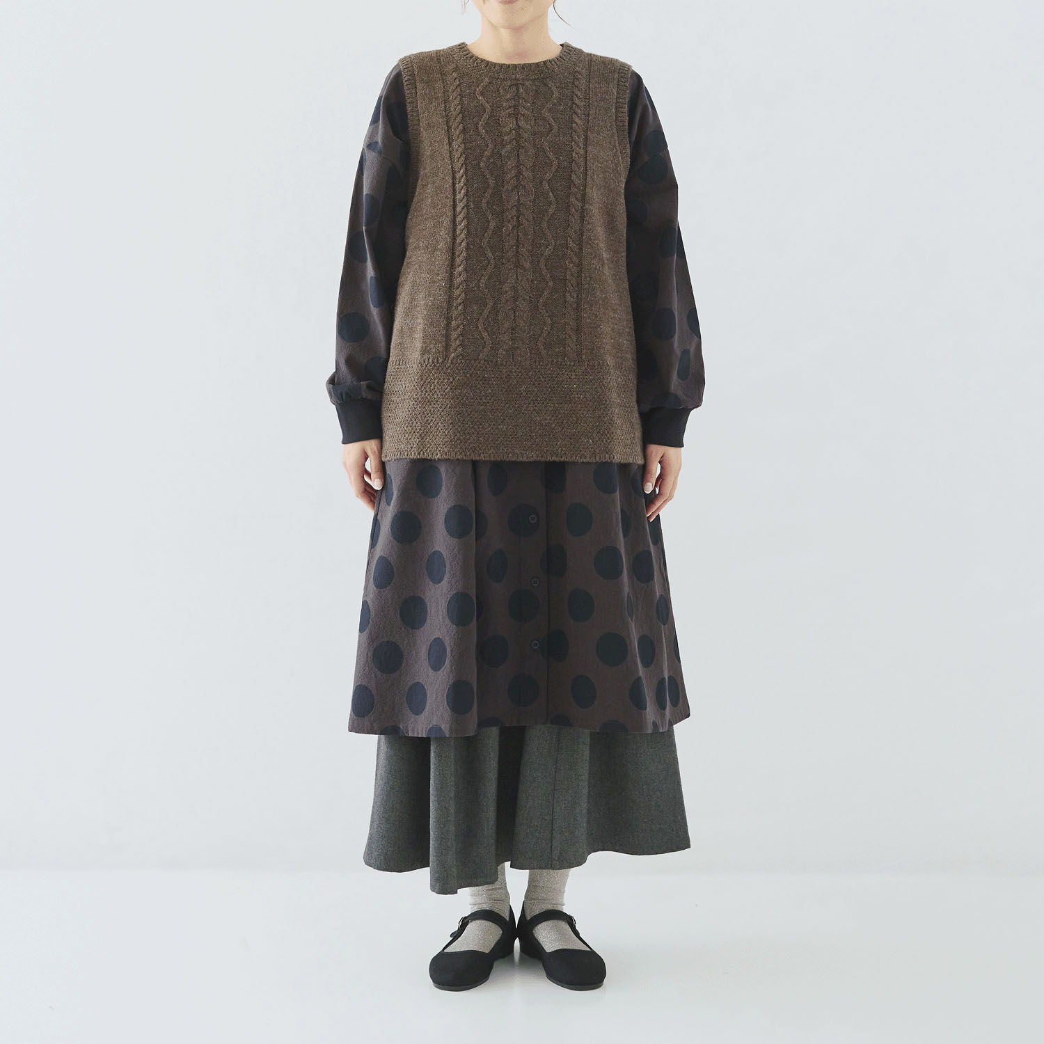 cloudnine ノンノ ドット柄プリント＋リブ 前開きワンピース - 画像5