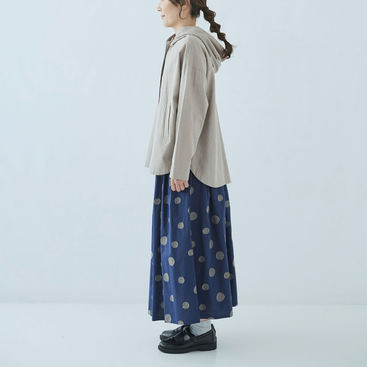 ノンノ フード付きブルゾン 綿麻無地 - 画像7