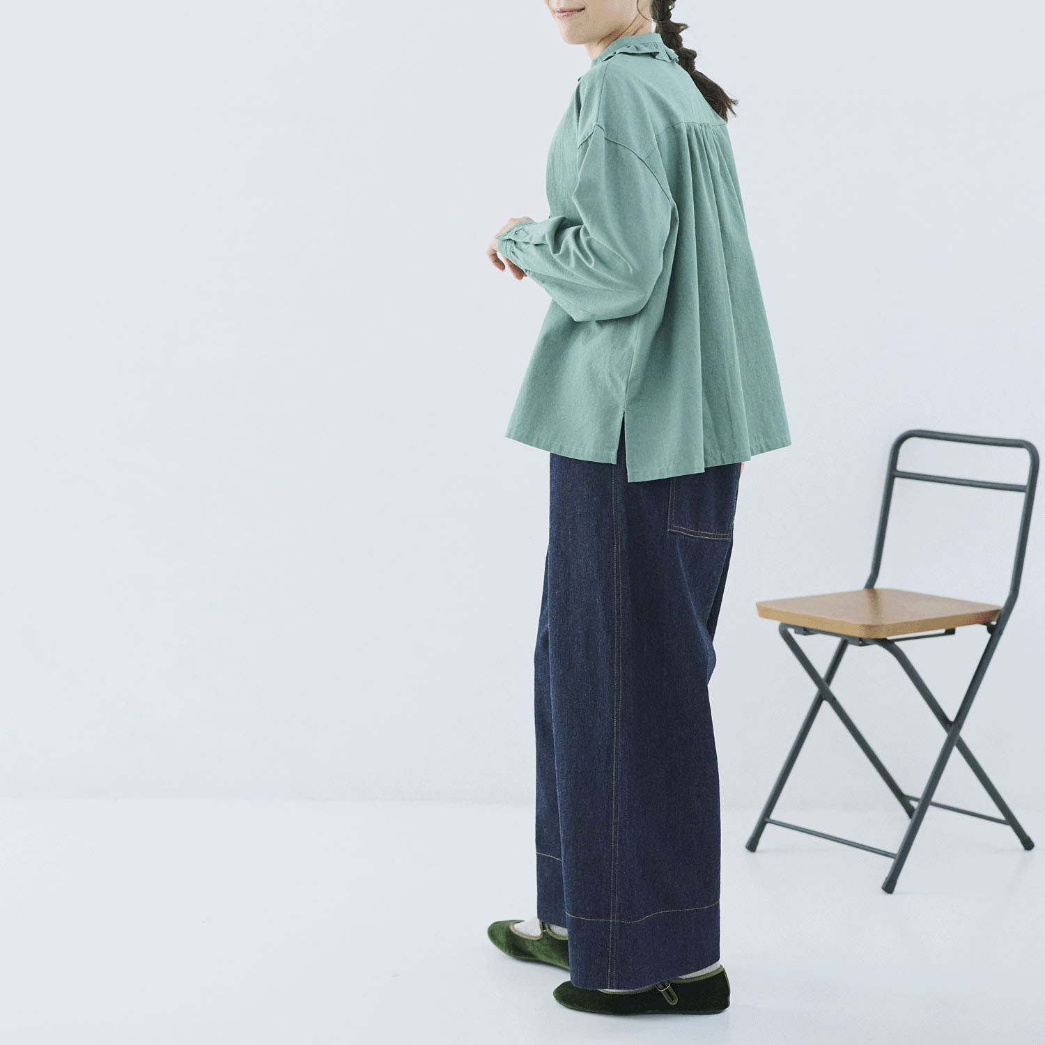 cloudnine ノンノ 布帛デニムフリル付ブラウス - 画像4