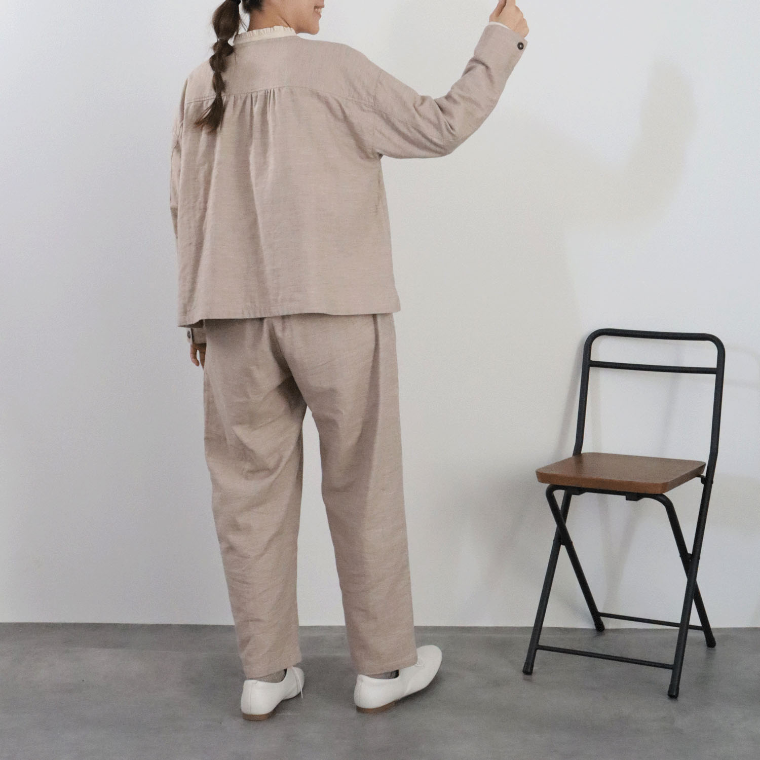 cloudnine ノンノ 前開きフリル付きダブルボタンジャケット - 画像4