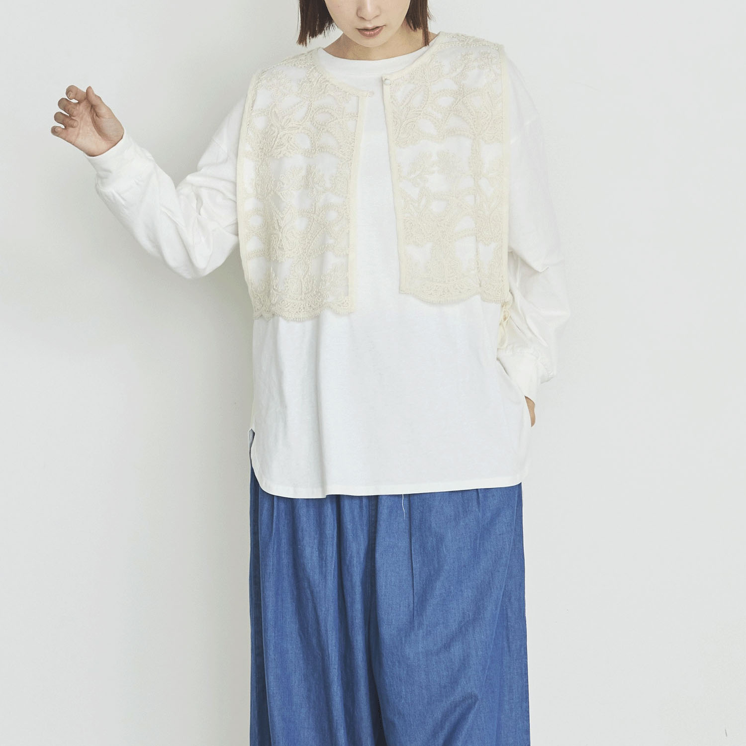 【Insta Live】オーブ m．n チュールテープベスト - 画像1