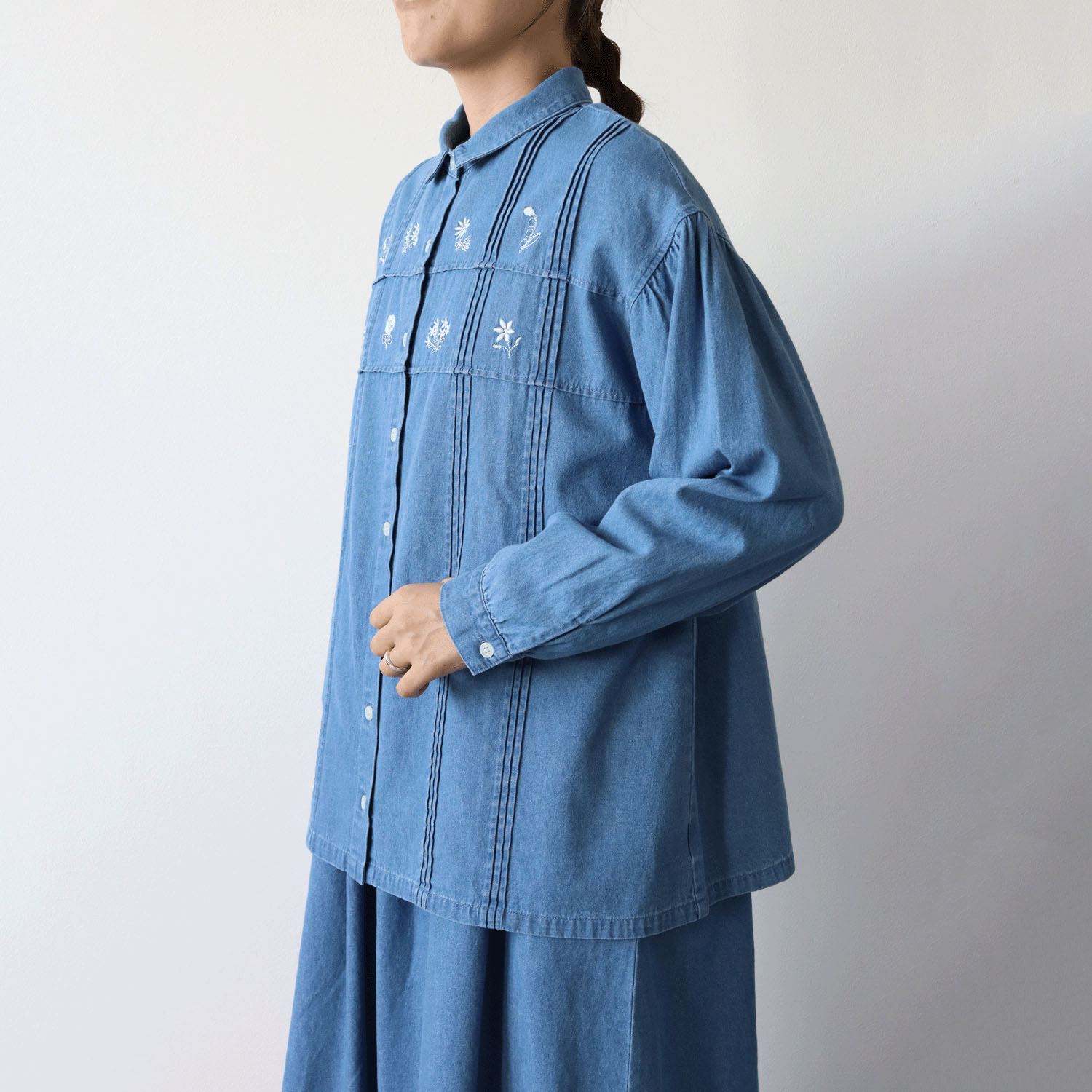 cloudnine ノンノ 布帛デニム刺繍ブラウス - 画像7