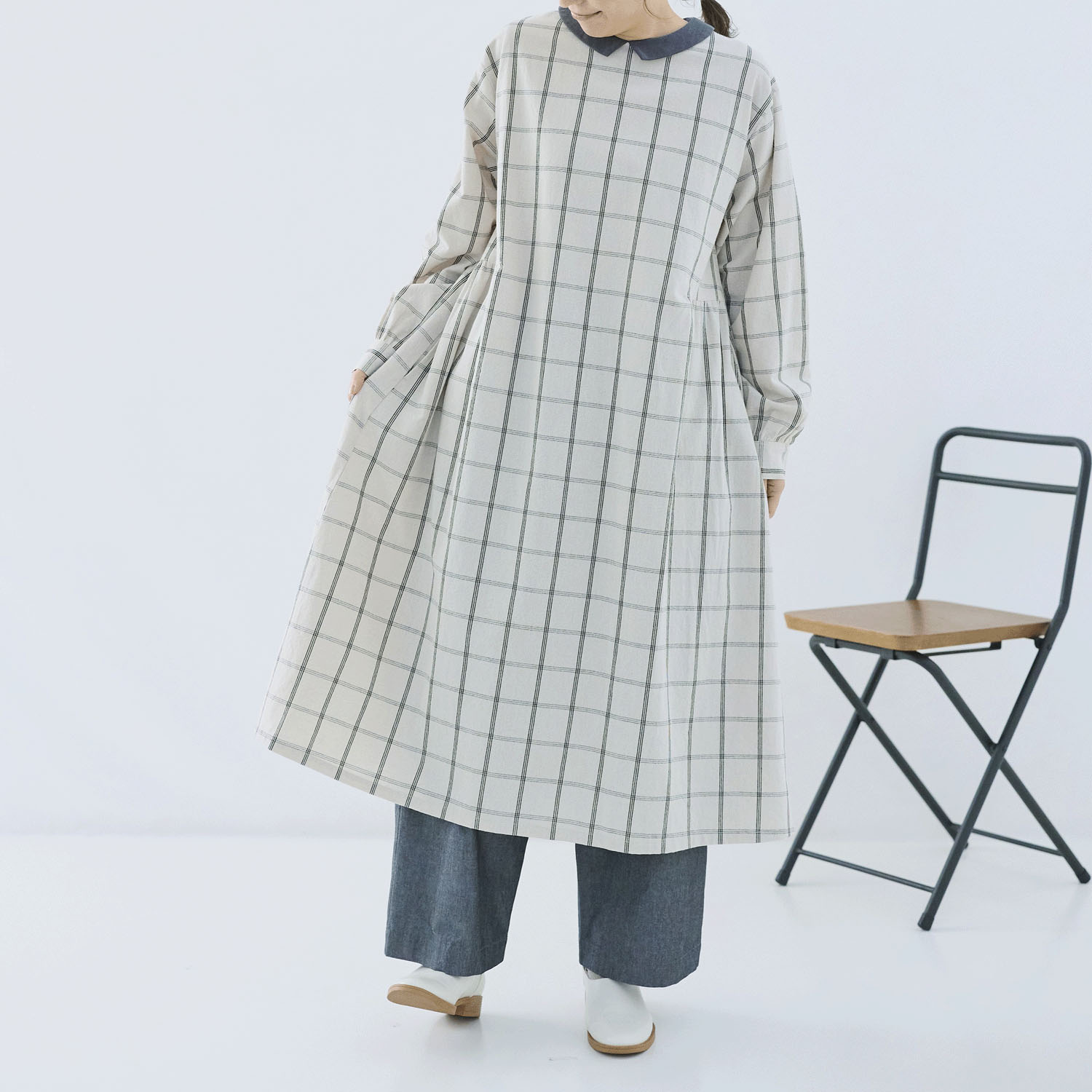 cloudnine ノンノ ネック配色ギャザー入りフレアワンピース - 画像2