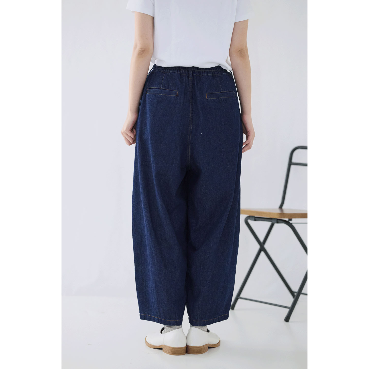 cloudnine ノンノ 7．4oz タテスラブ入りデニム10分丈 バルーンパンツ - 画像9