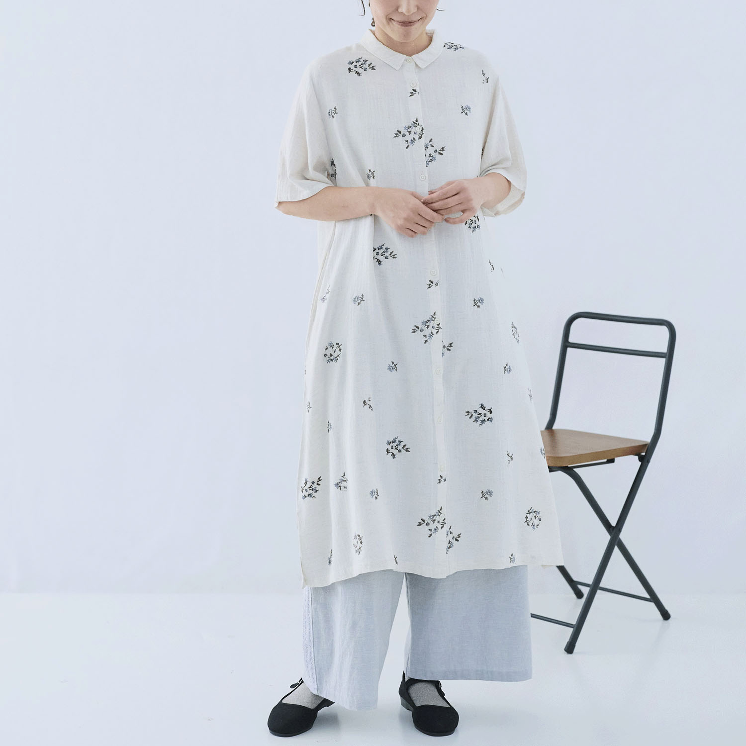 cloudnine ノンノ  花刺繍入りジャカードワンピース - 画像5