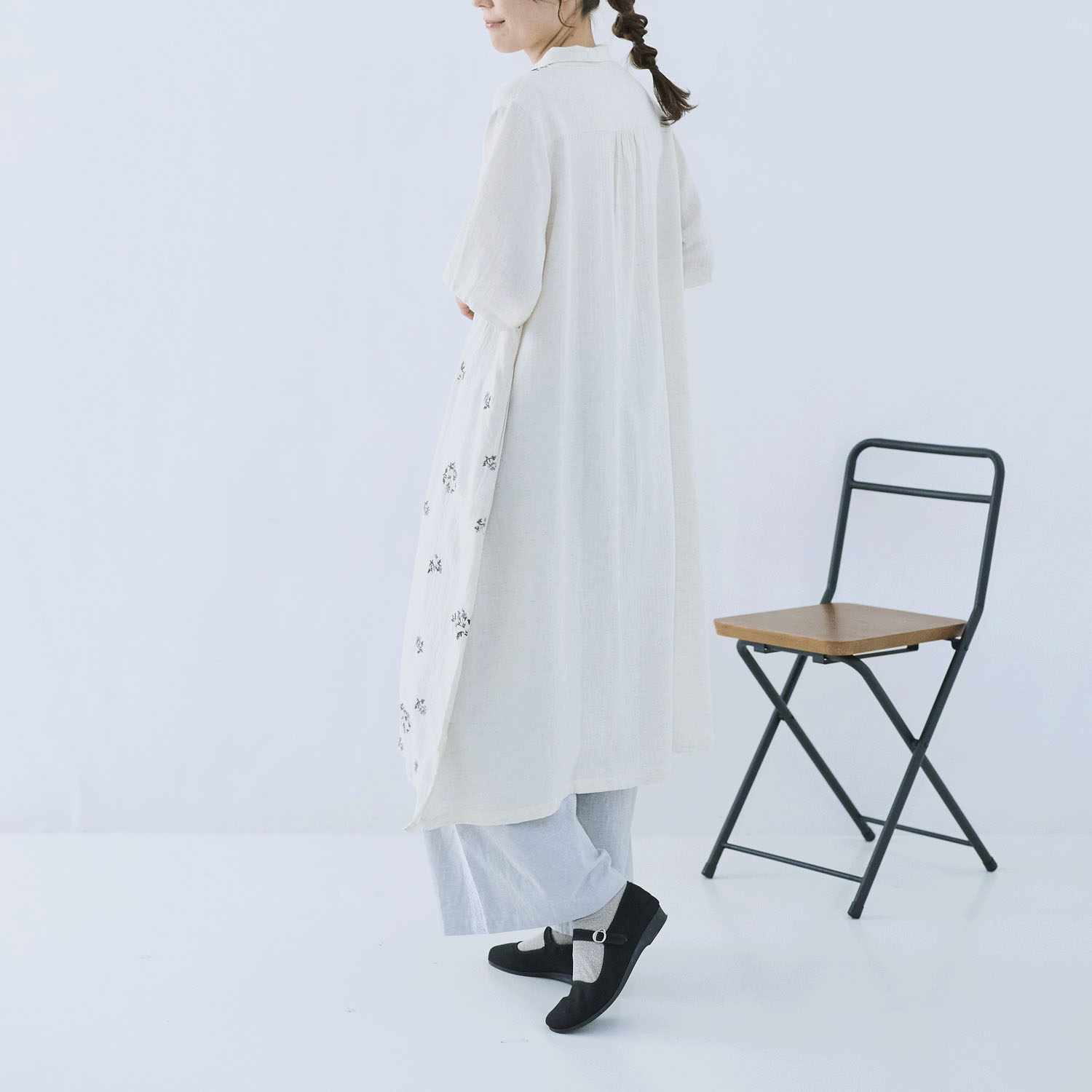 cloudnine ノンノ  花刺繍入りジャカードワンピース - 画像8