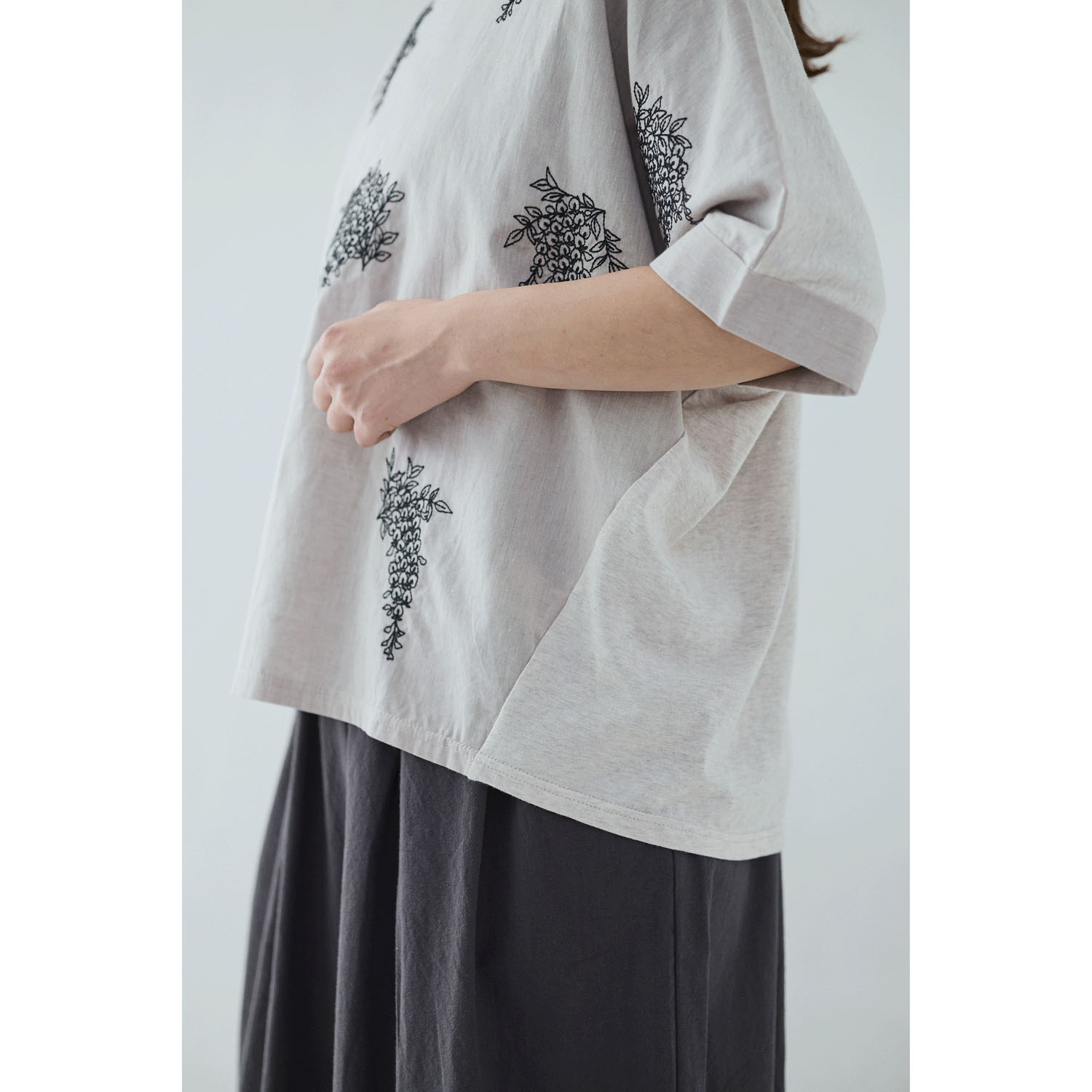 れんげ ノンノ 和花刺繍ドルマンブラウス - 画像9