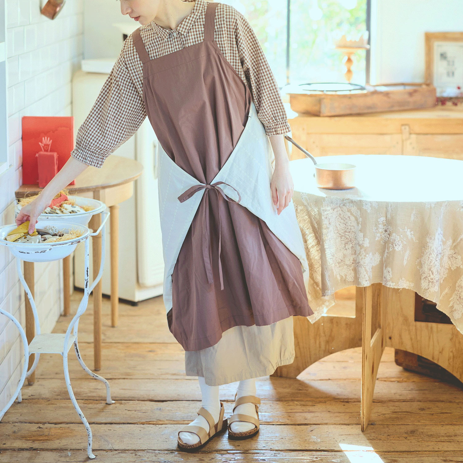 cloudnine コットンブロード柄アソート×綿布帛レース4WAYタブリエエプロン - 画像3