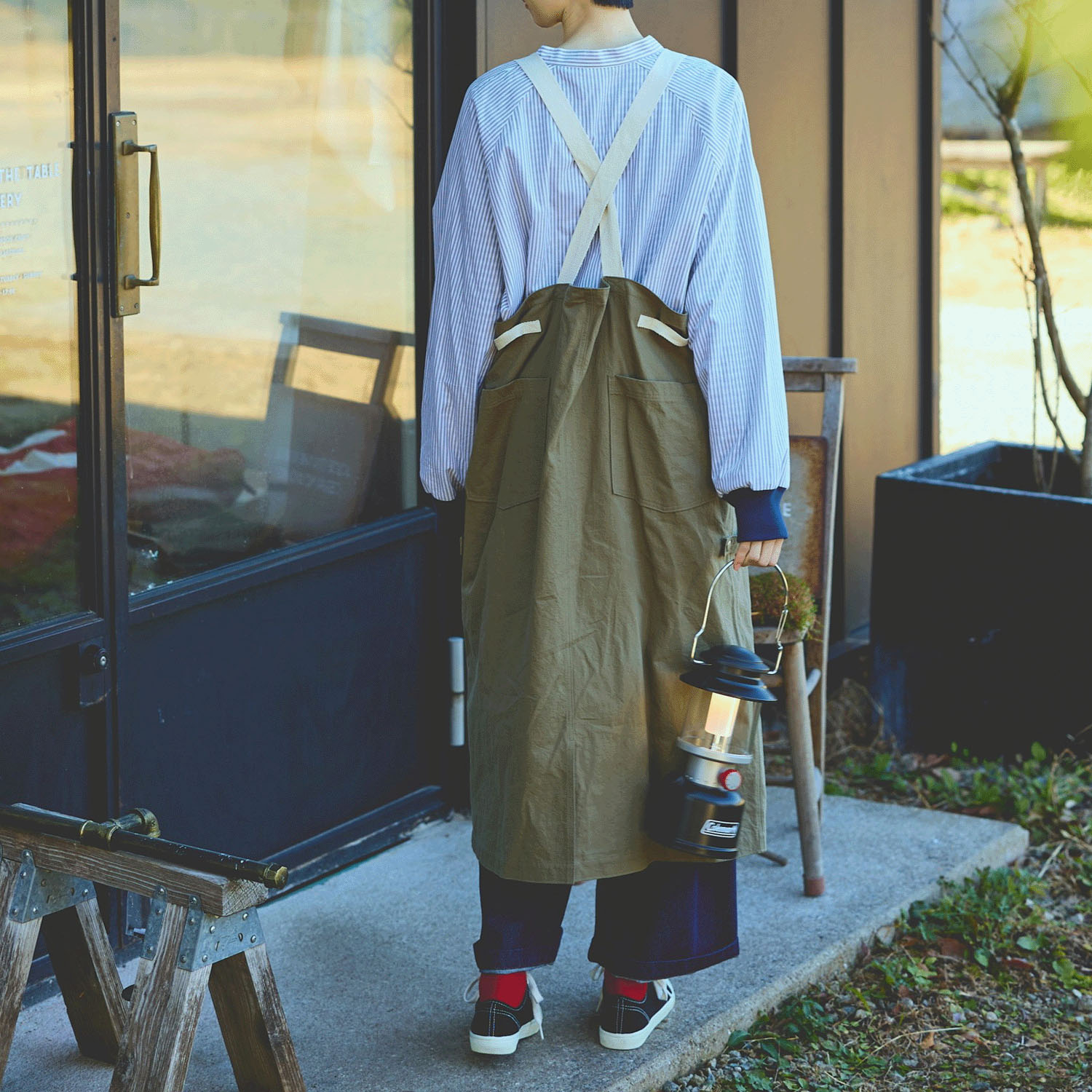 cloudnine 先染めツイル ふらしポケット付サロペットエプロン - 画像12