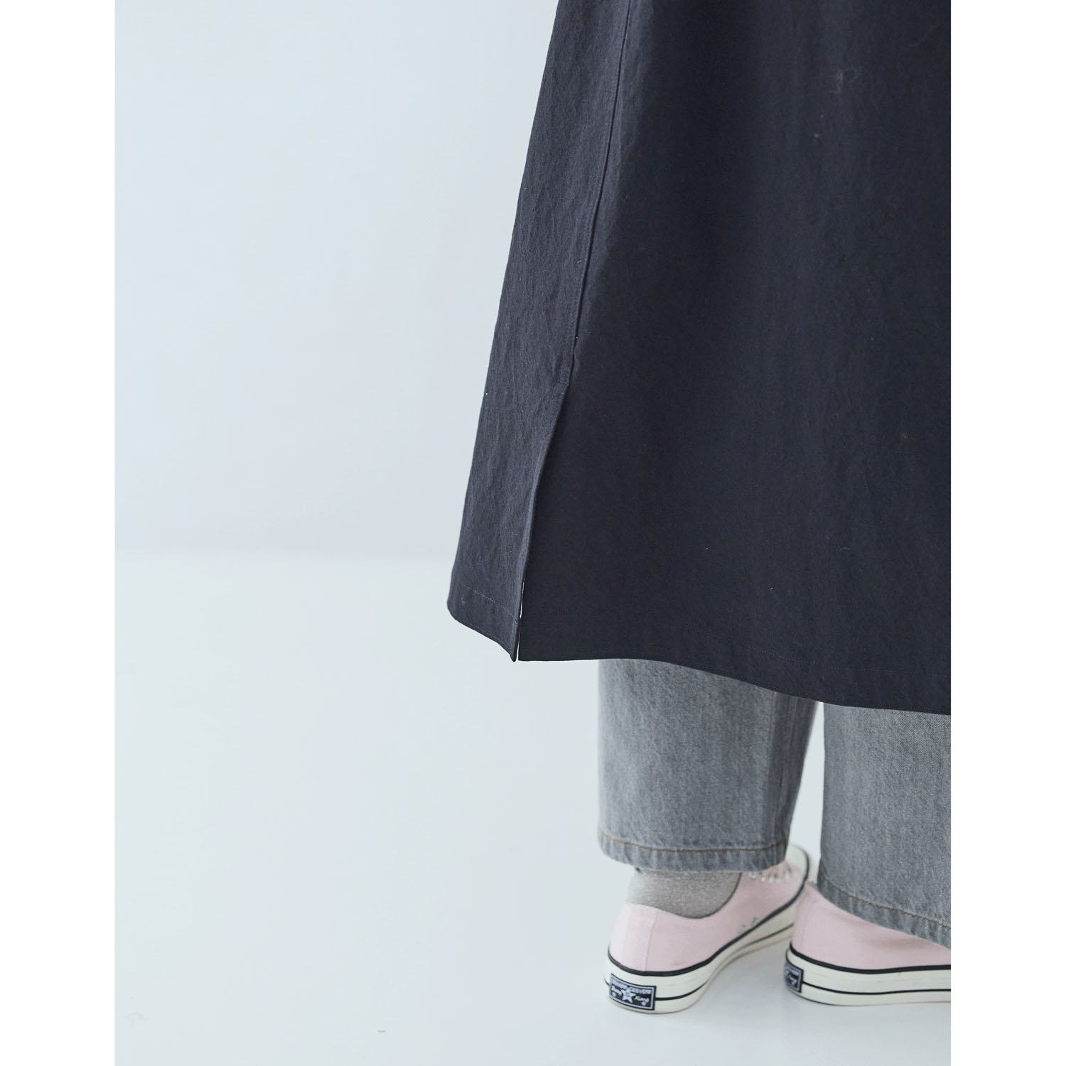 cloudnine 先染めツイル ふらしポケット付サロペットエプロン - 画像7