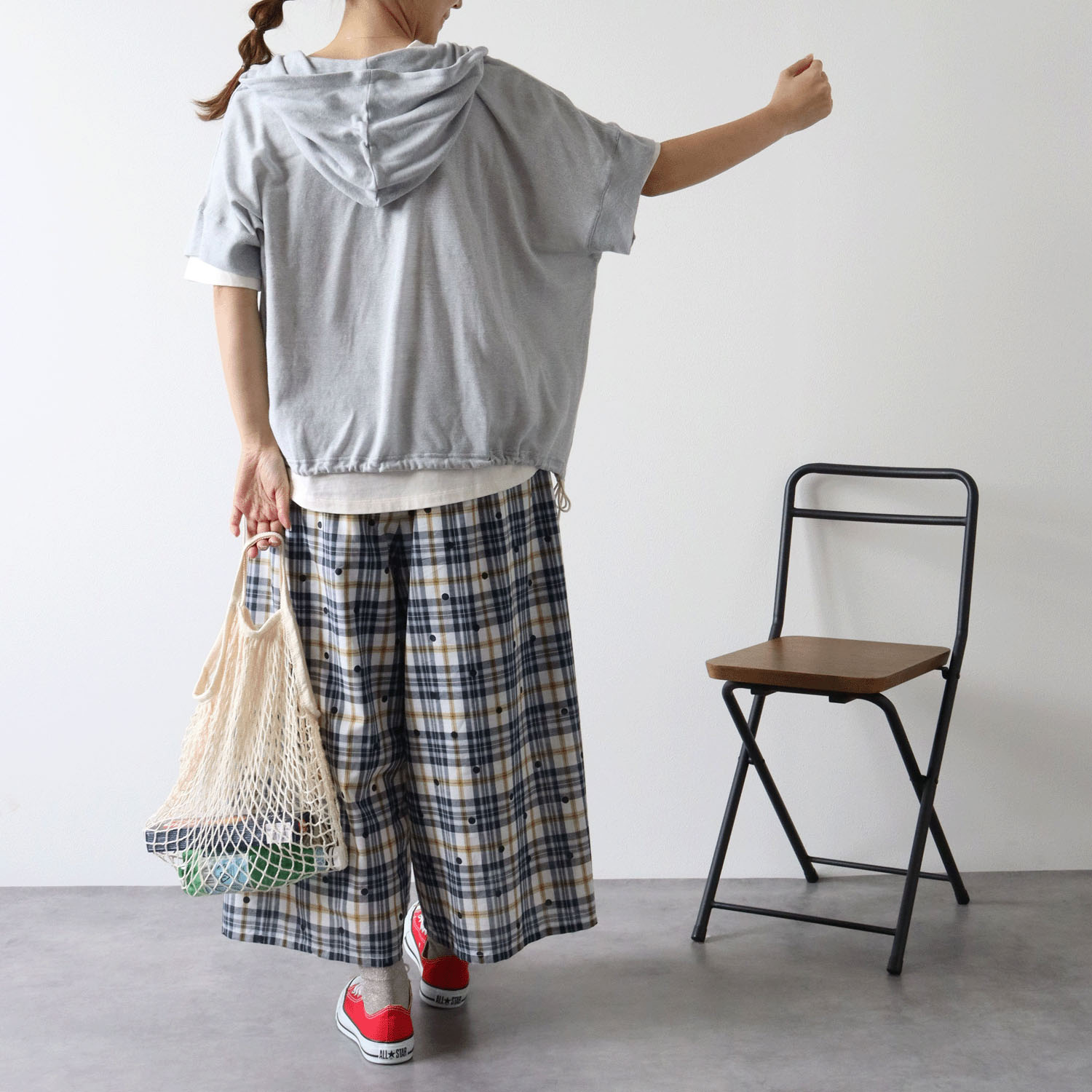 cloudnine SZガーゼ天竺 フード付きドルマン5分袖カットソー - 画像6