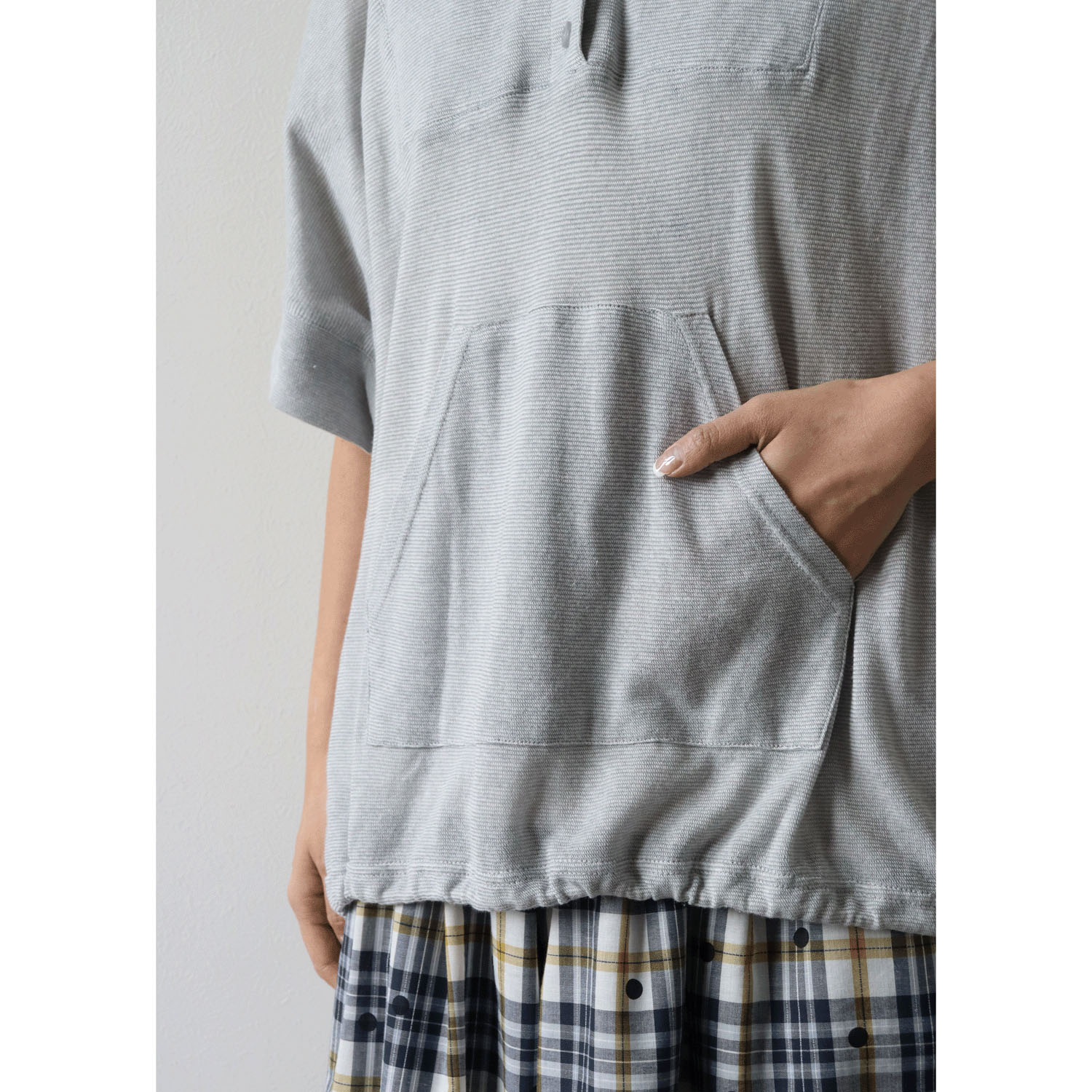 cloudnine SZガーゼ天竺 フード付きドルマン5分袖カットソー - 画像8