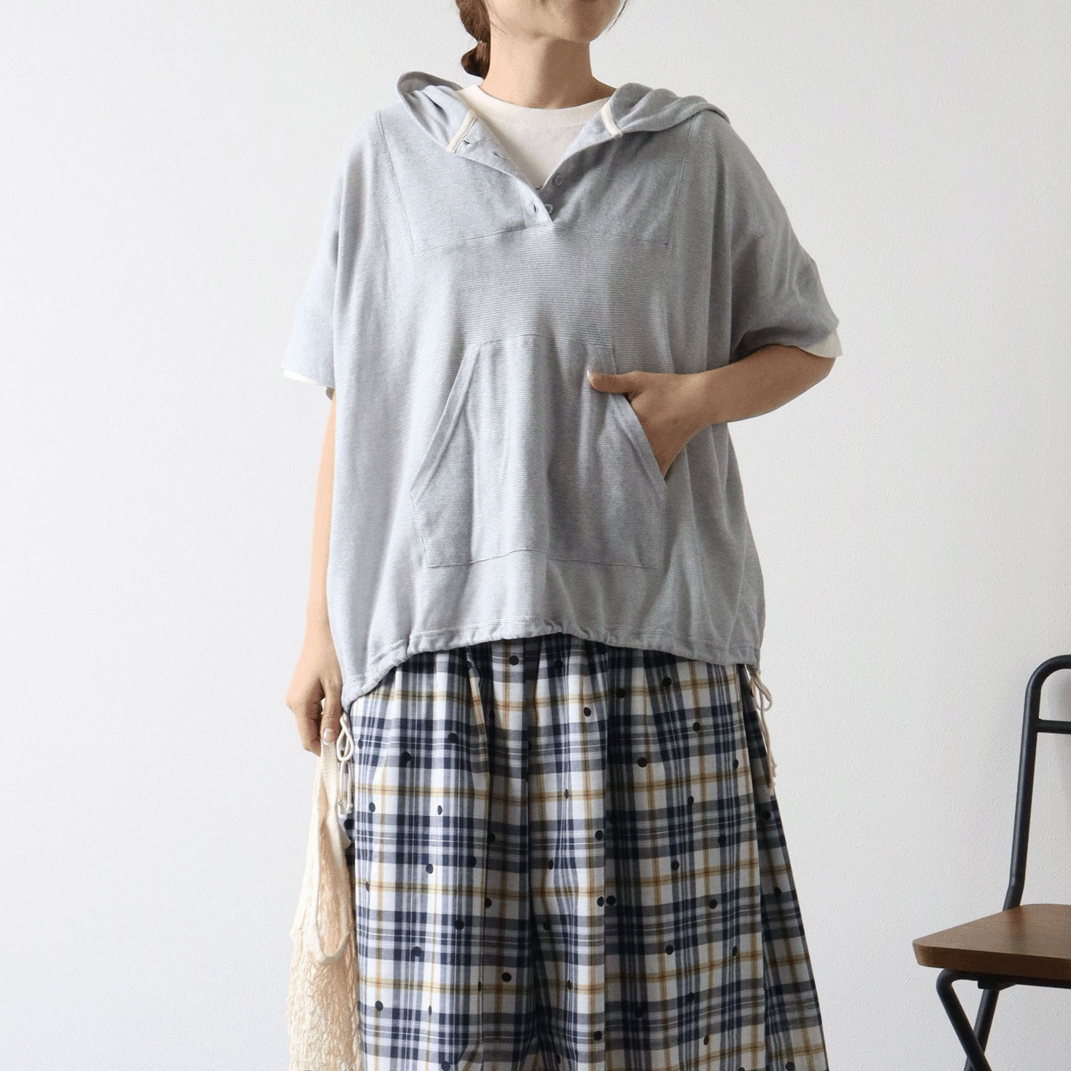 cloudnine SZガーゼ天竺 フード付きドルマン5分袖カットソー - 画像1