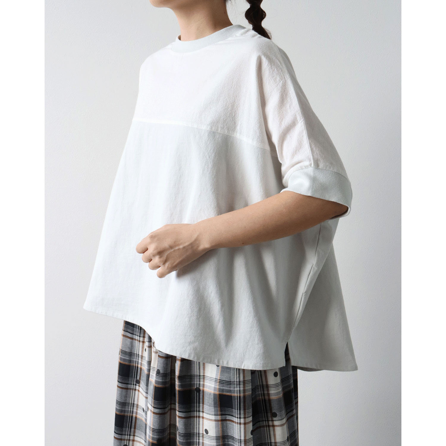 cloudnine UV加工 コットン天竺×綿麻布帛切替ドルマンハーフ袖カットソー - 画像6