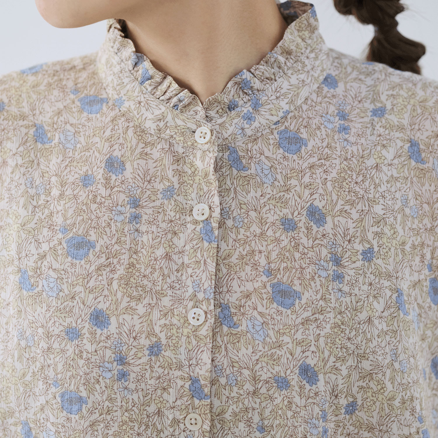 cloudnine レーヨン／綿 ドビーストライプ花柄ドルマン7分袖 ブラウス - 画像5