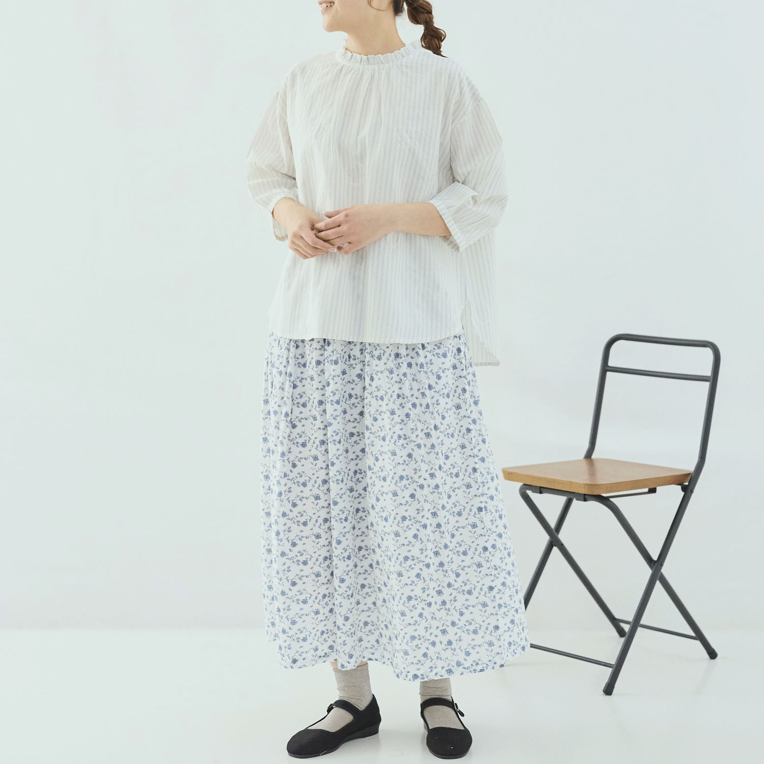 cloudnine サークル刺繍が映える コットンブラウス - 画像2