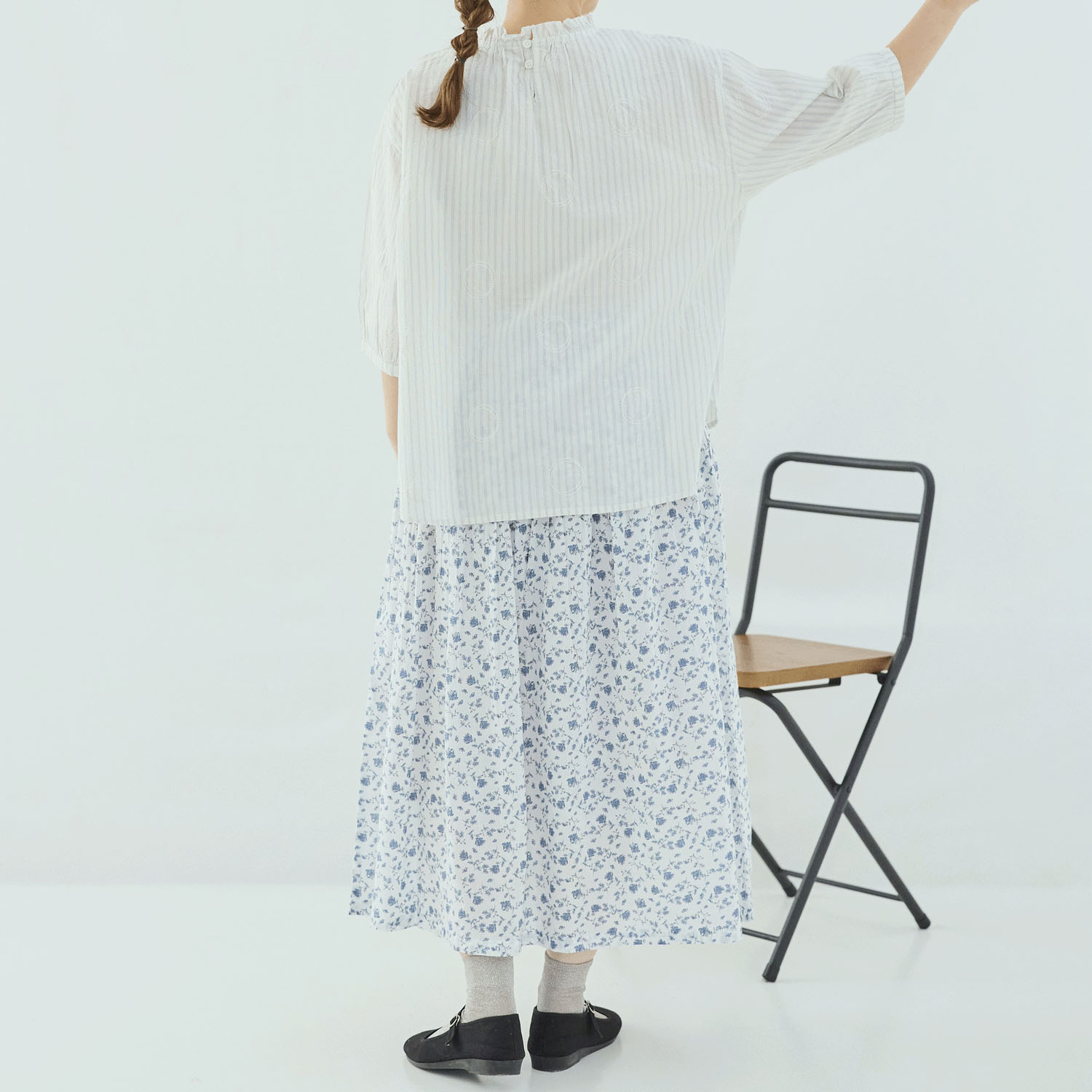 cloudnine サークル刺繍が映える コットンブラウス - 画像3