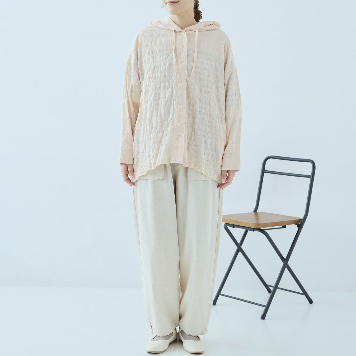 cloudnine 先染めC／Pu布帛無地フード付きアウター - 画像10