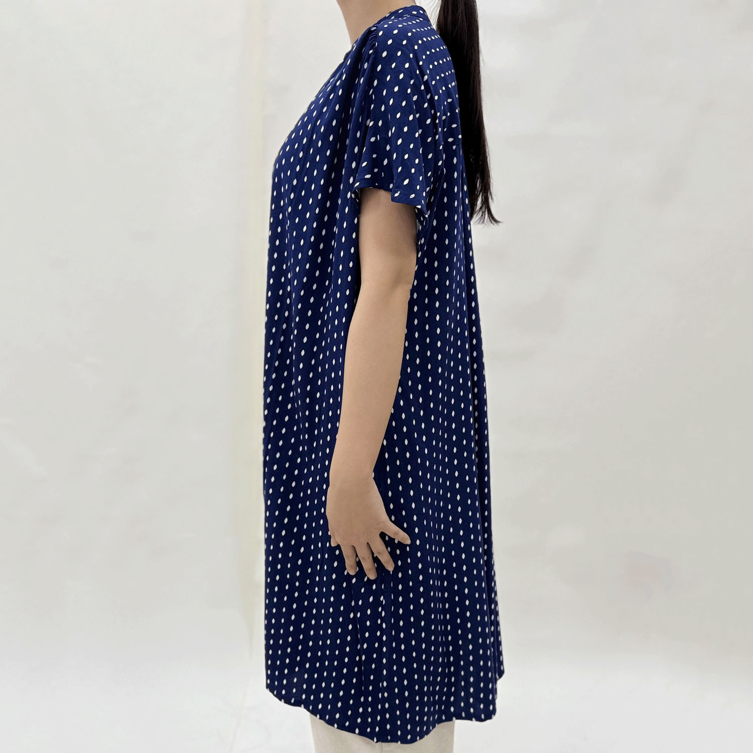 【ETONET限定】bonte レーヨンドットオーバーワンピース - 画像5