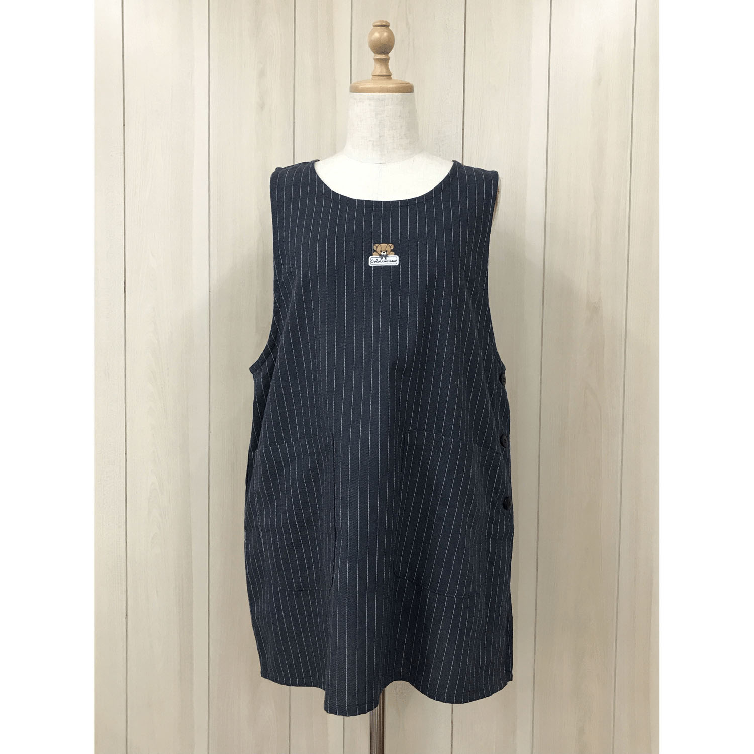 コロコロベアデニム風サイド釦エプロン - 画像2