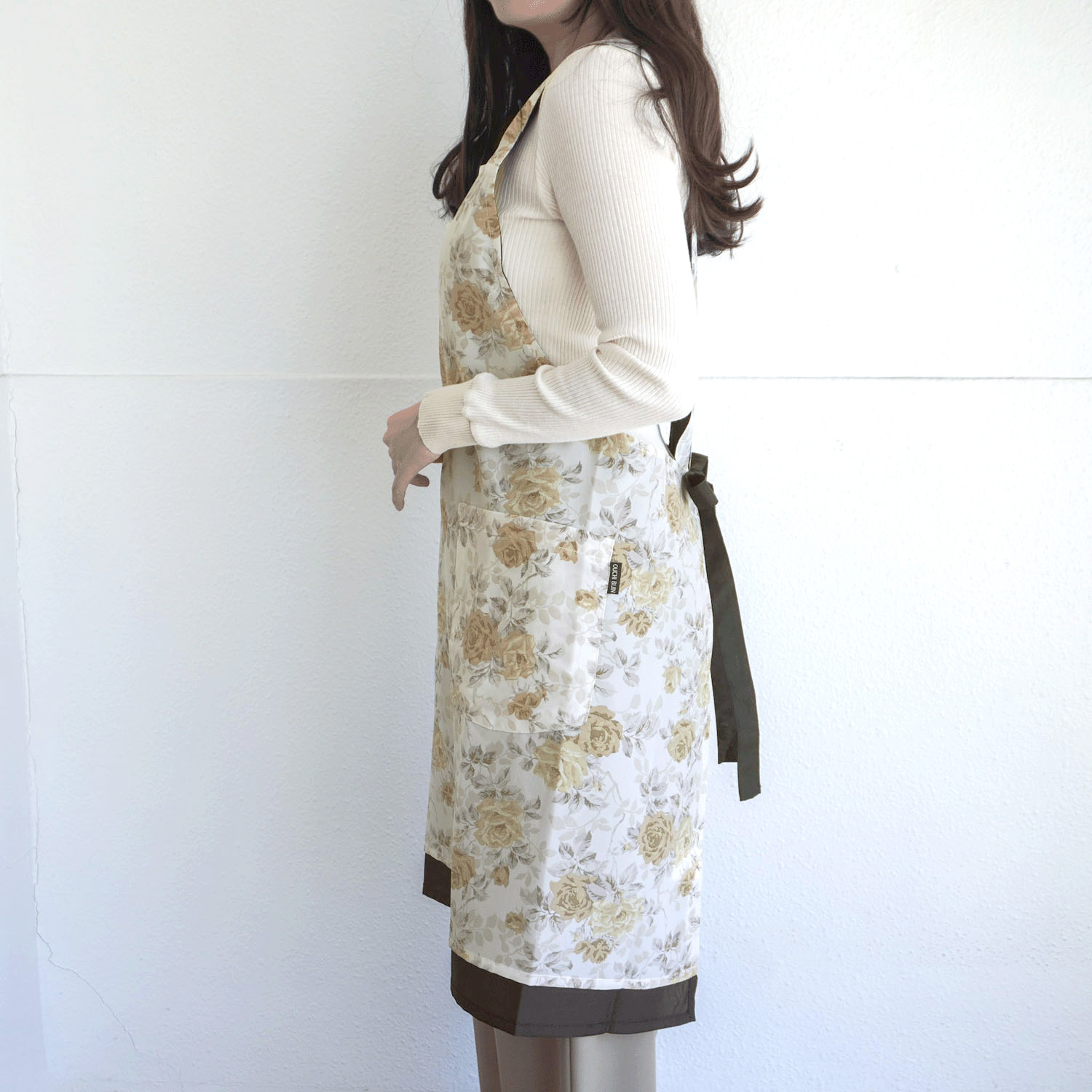コシボチリメン大バラ柄リバーシブルエプロン - 画像6