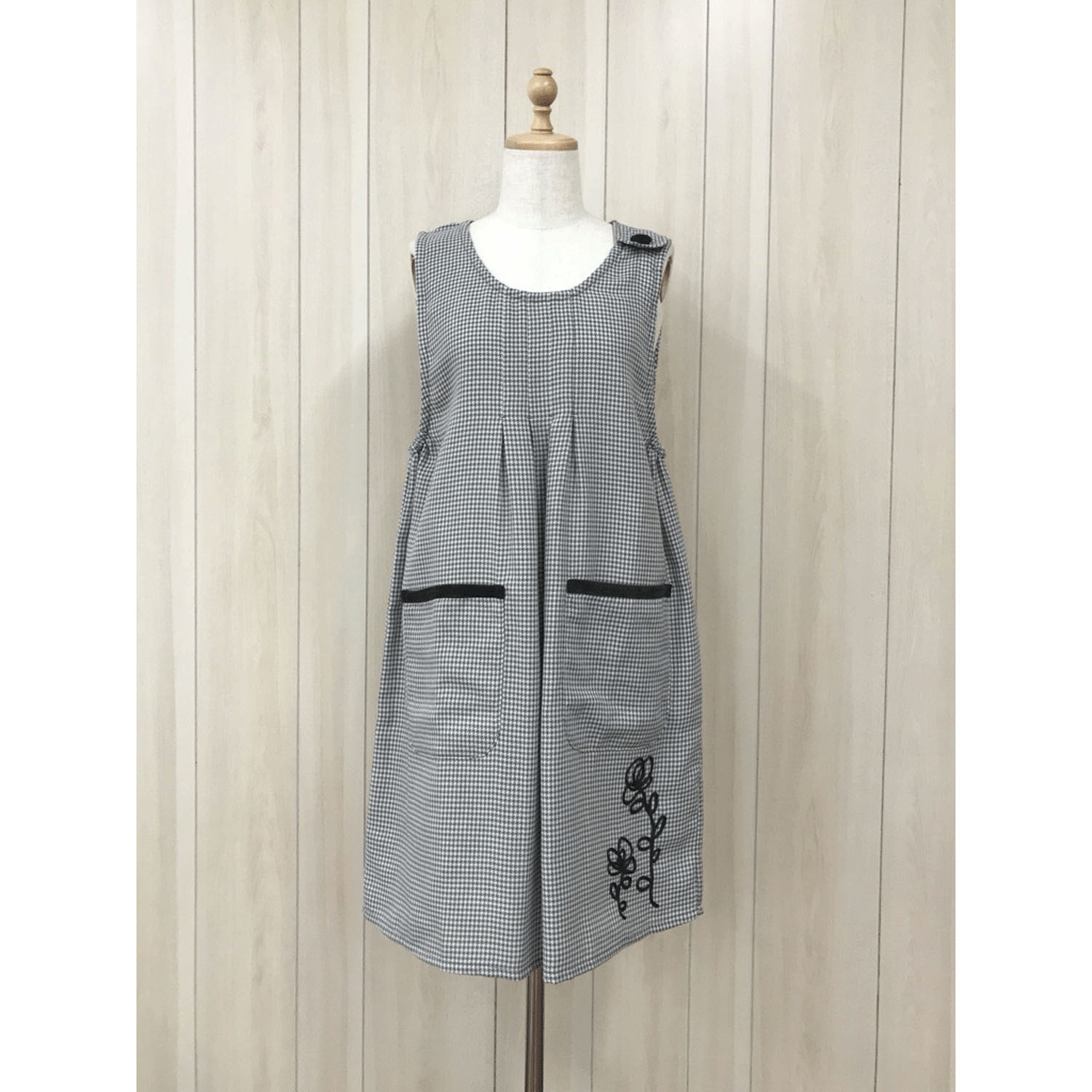 ECRUコード刺繍エプロン - 画像1