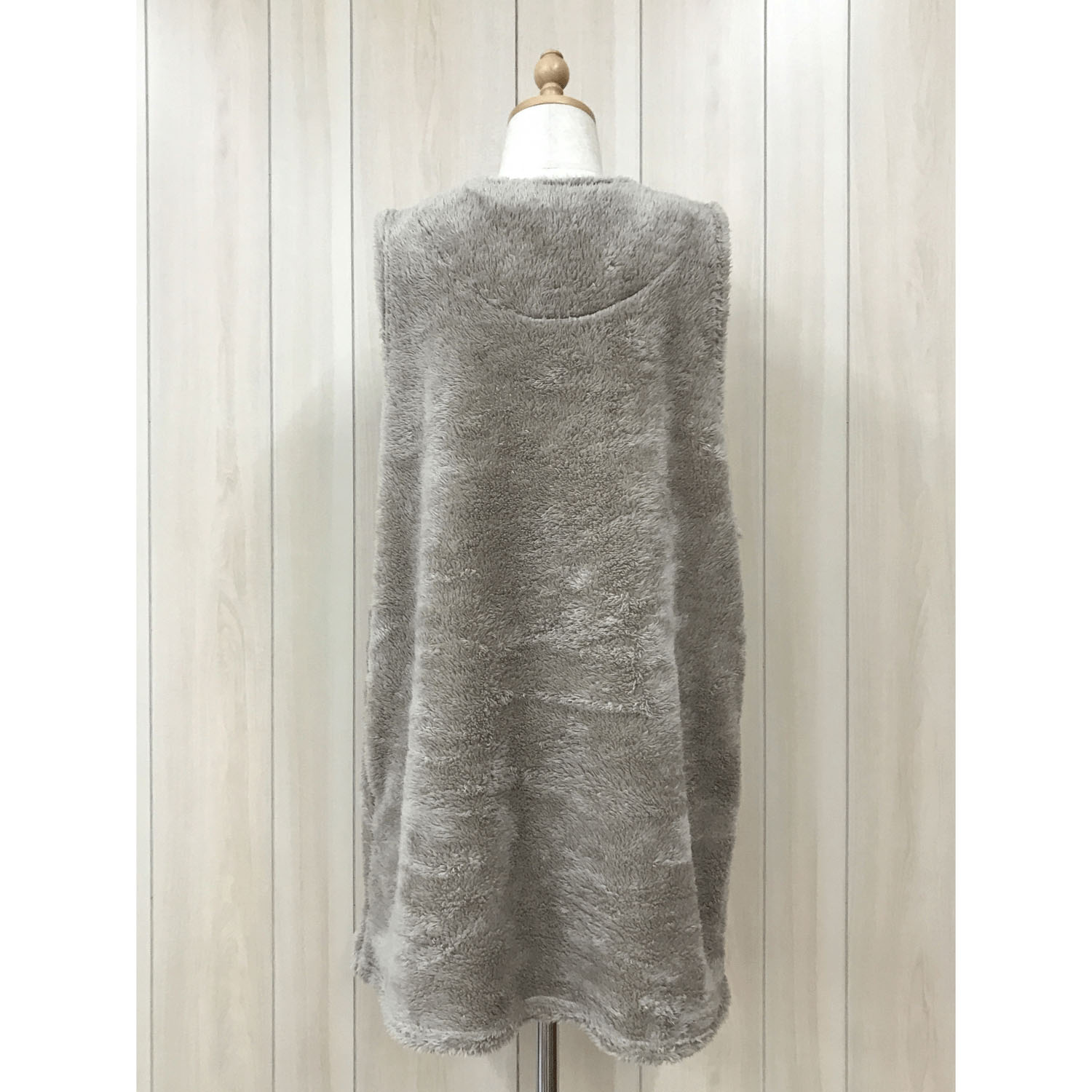 ボア無地ネコアップリケエプロン - 画像2