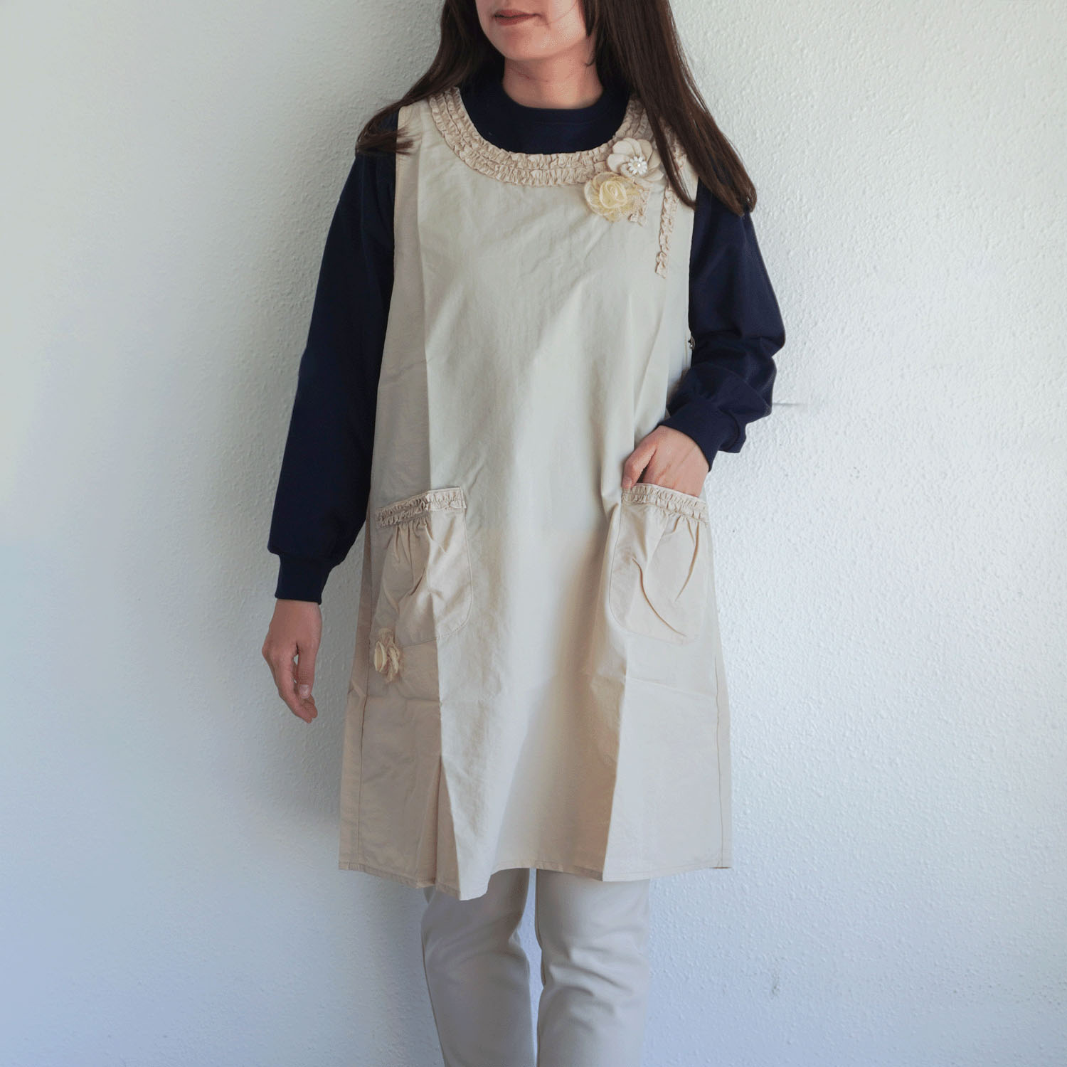 ナイロン花モチーフパール付き背ゴムエプロン - 画像15