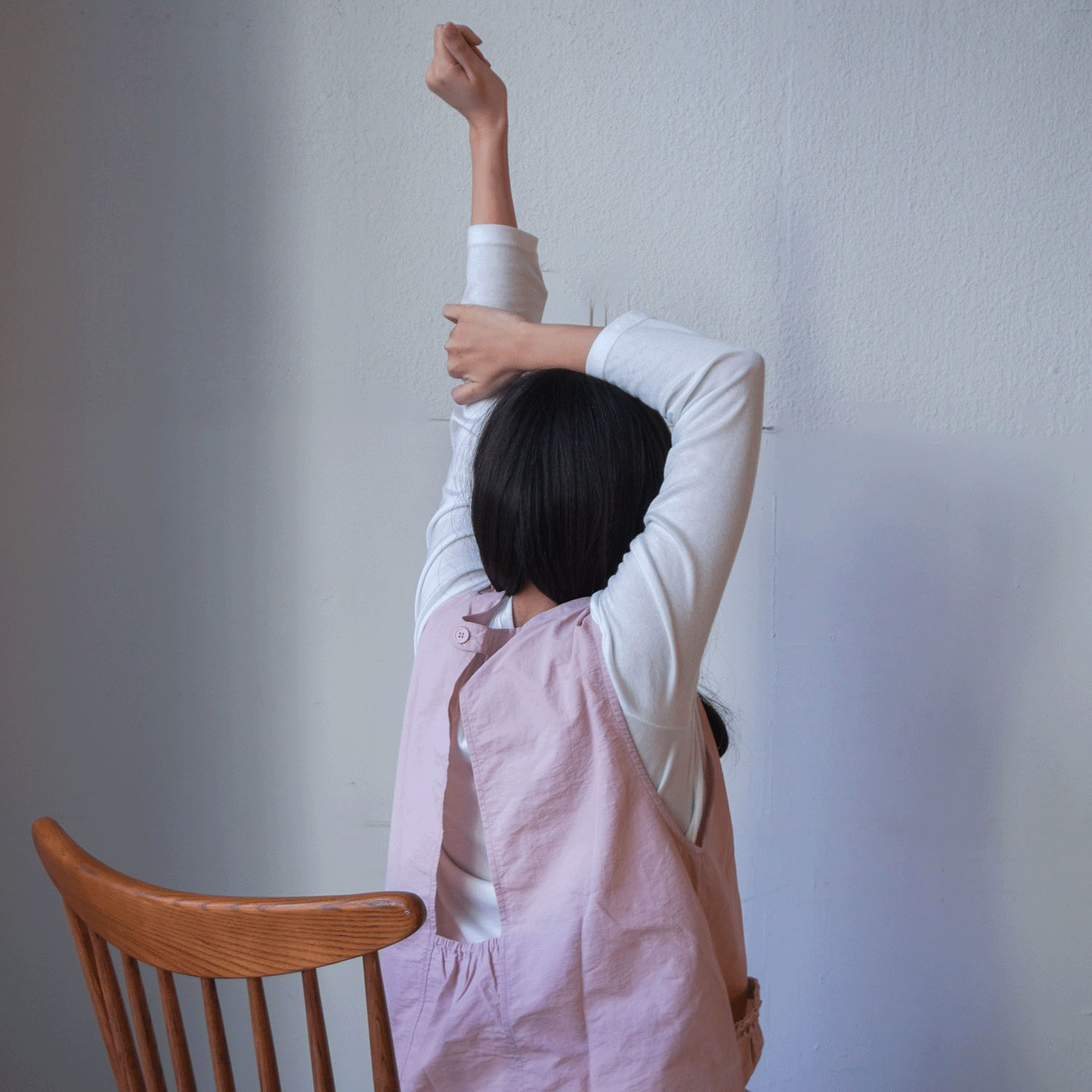 ナイロン花モチーフパール付き背ゴムエプロン - 画像10