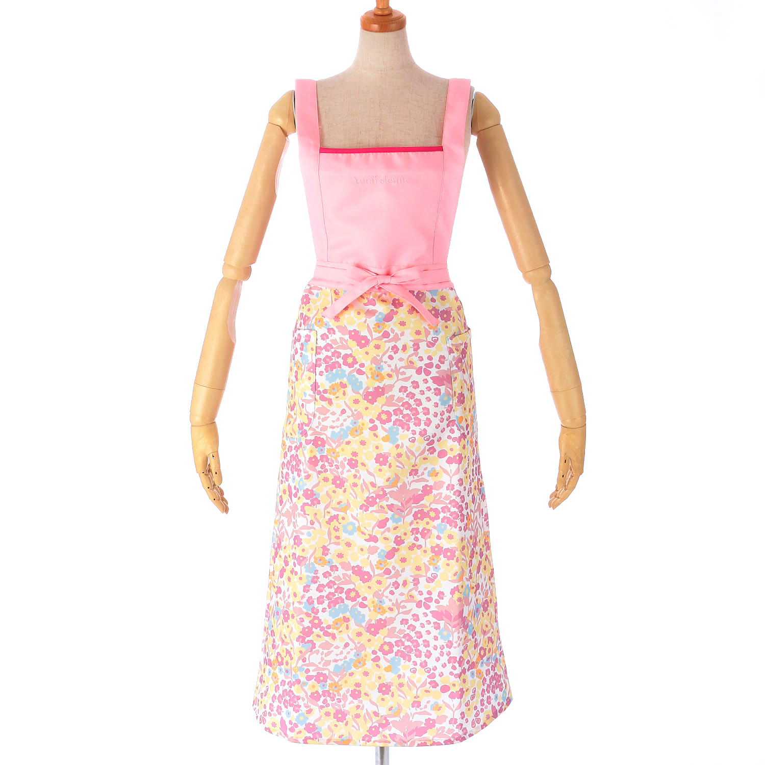 Yumi sienne ドレスエプロン 花柄